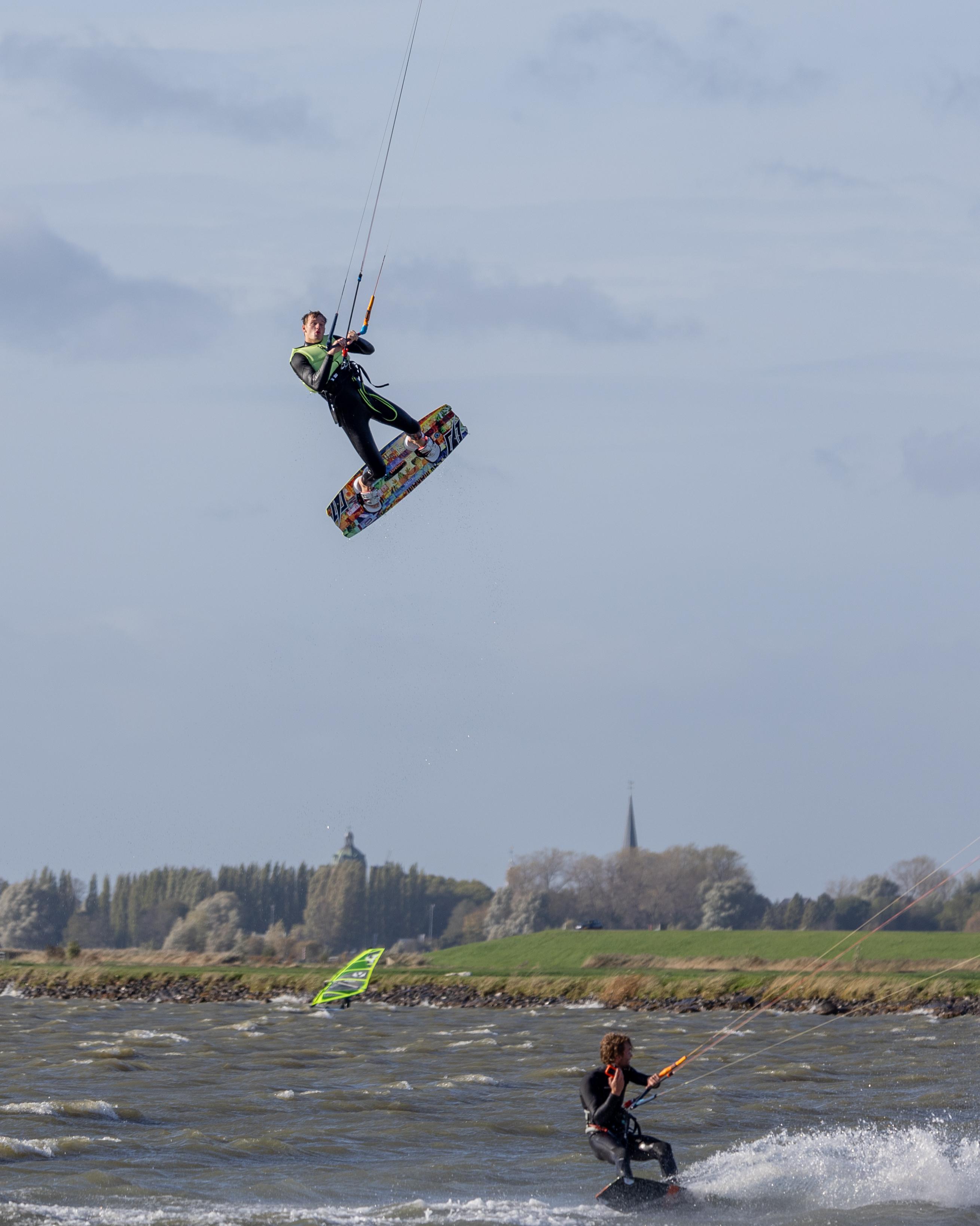 Luchtacrobatiek bij Schellinkhout