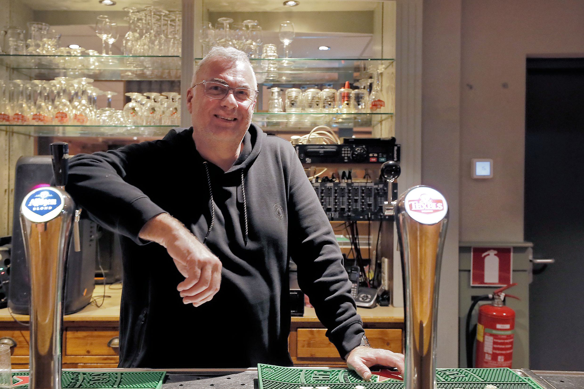 Nieuwe uitbater De Kastanjeboom in Dirkshorn barst van ideeën. Horecaman in hart en nieren blaast do