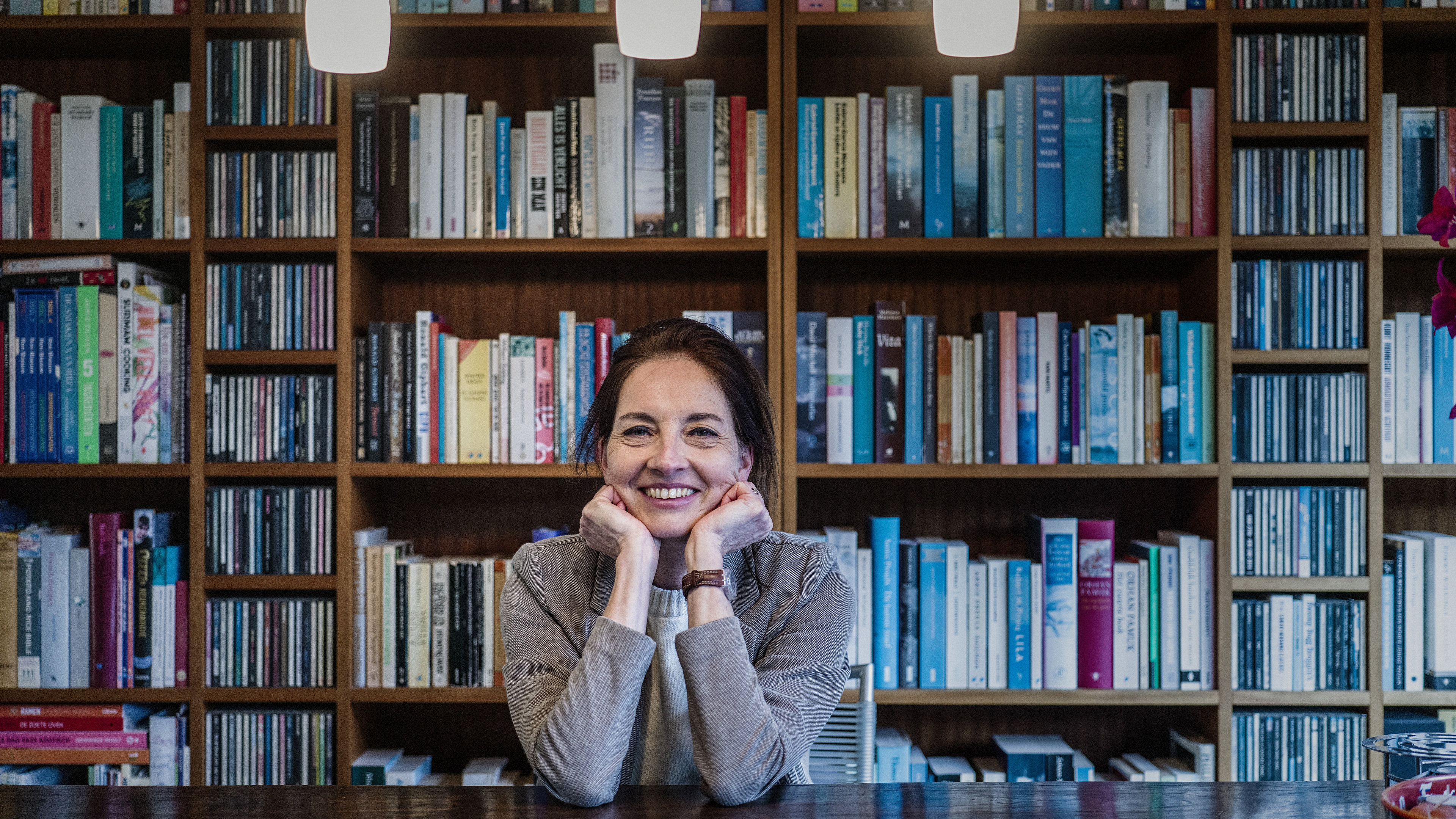 Lianne Damen wrote a novel about the James Bond of the 18th century