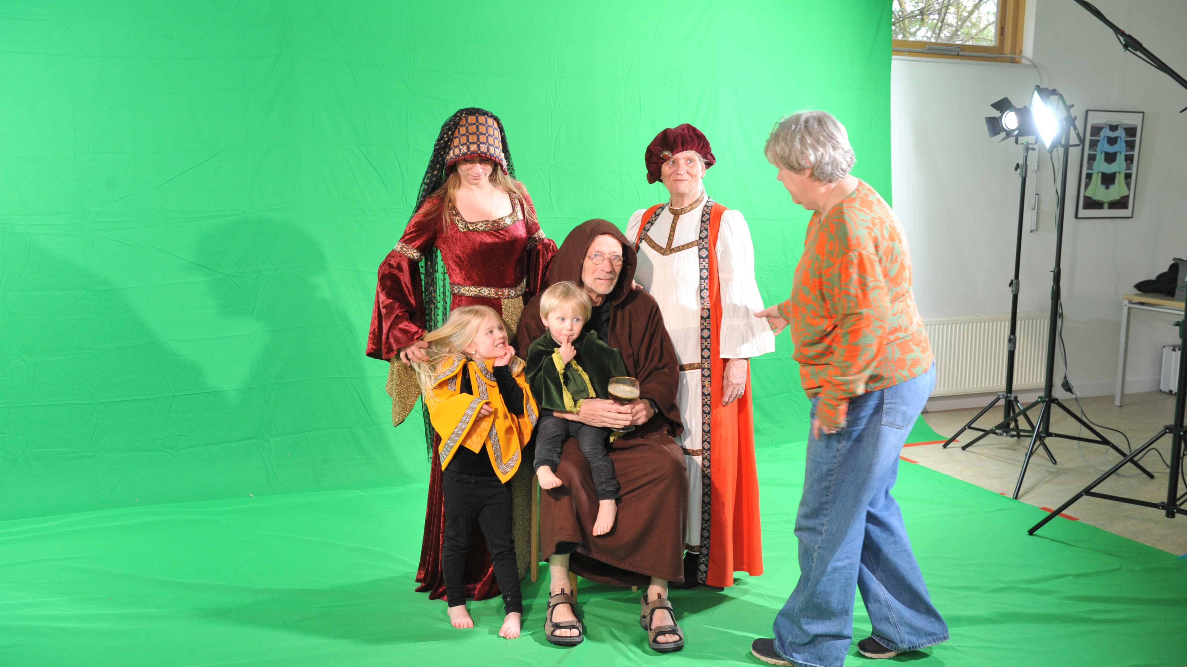 Old Dutch games, pancake baking and ‘medieval’ photoshoots in Beverwijk. ‘A lot was free and free always works’