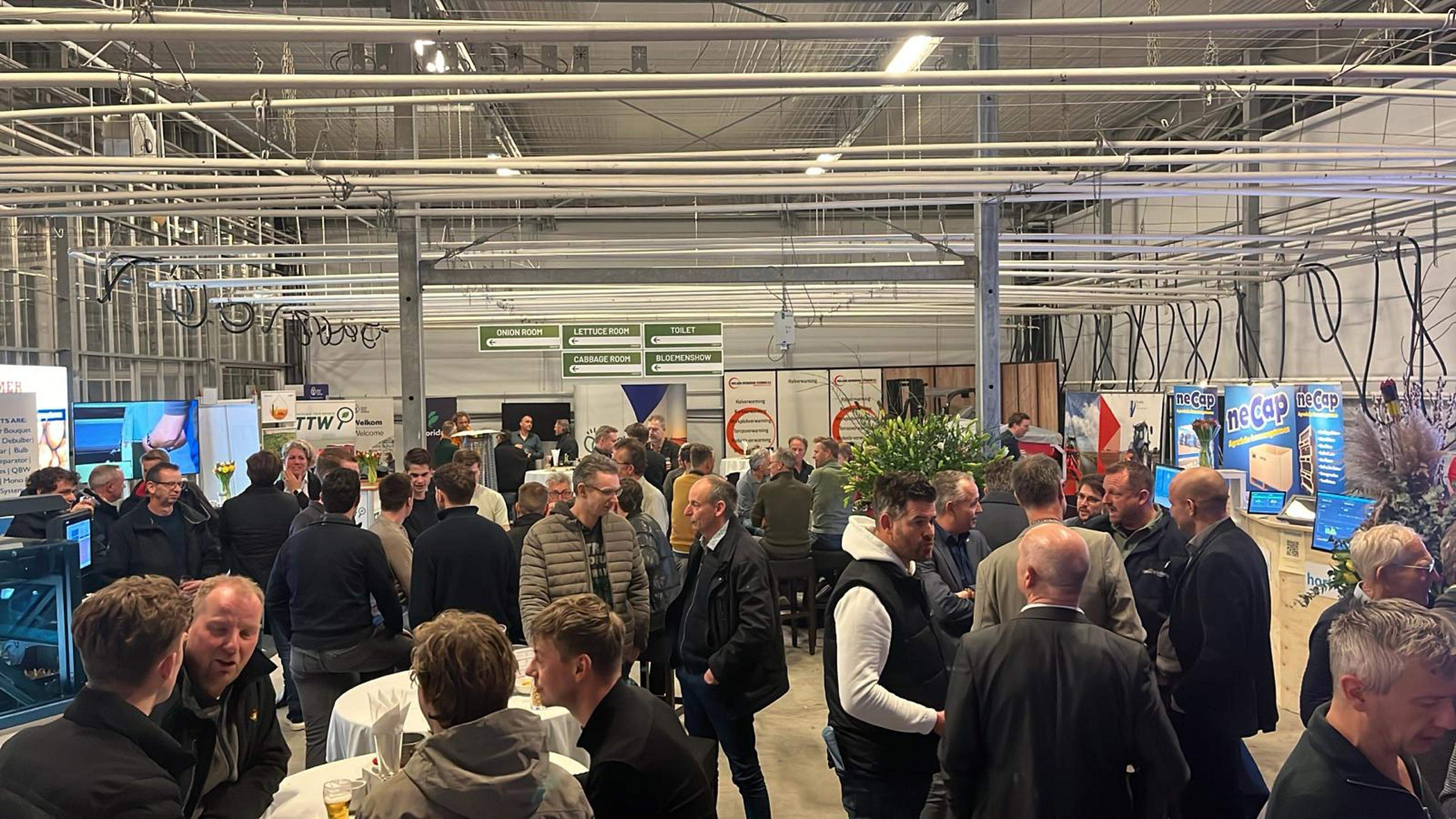 Bloemenshow vakbeurs Vertify in Zwaagdijk in weekend open voor publiek