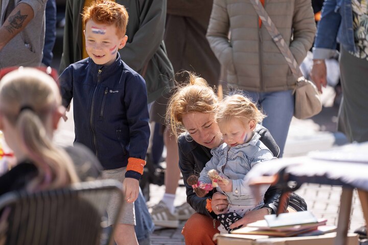 ’Wat de gek ervoor geeft, daar doe ik niet aan’. Vrijmarkt Den Helder