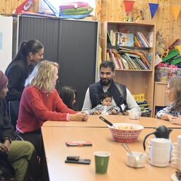 Intensieve begeleiding helpt Zaandamse baby’s aan een betere kans ...