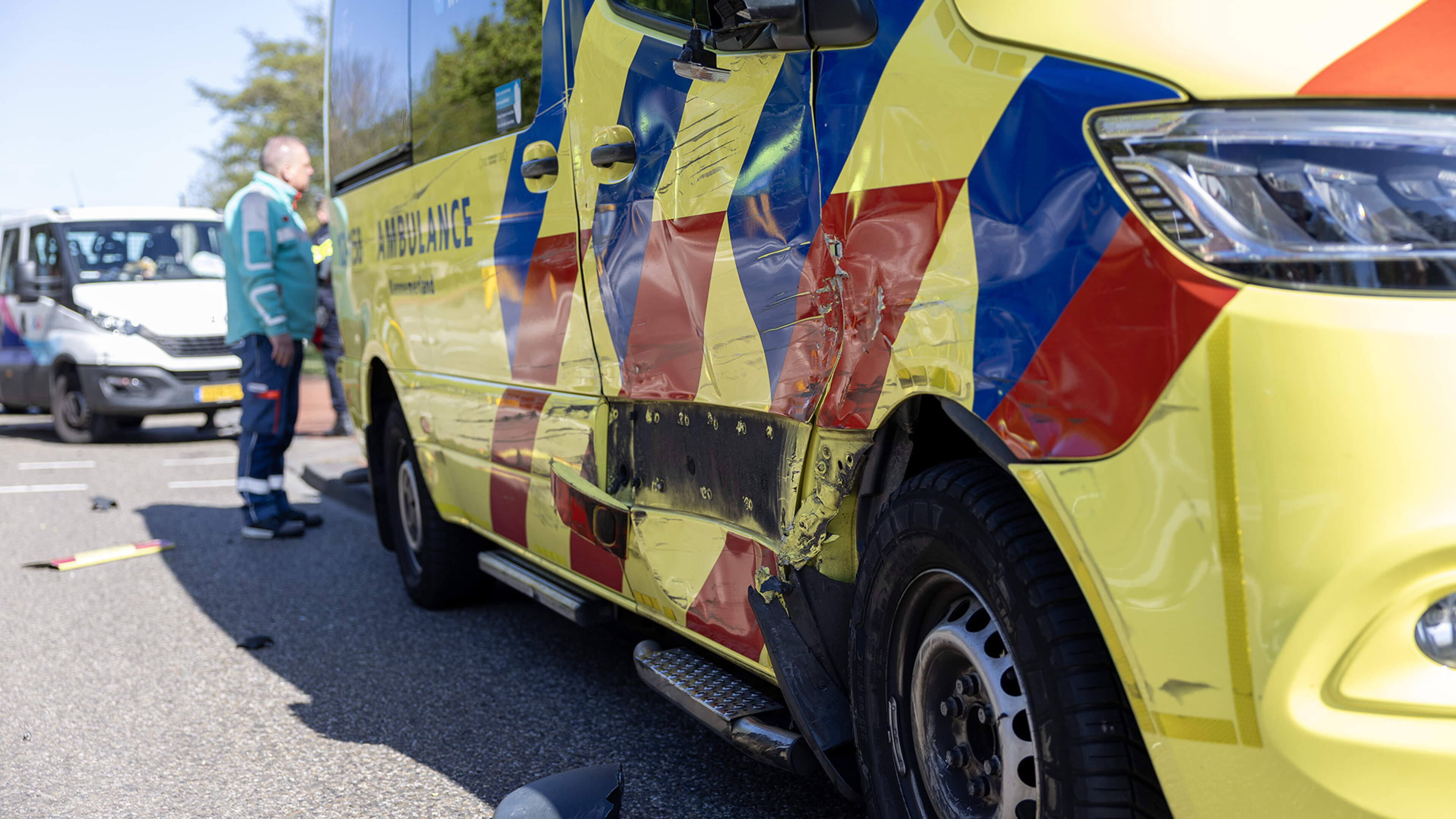 Ambulance collides with work van during emergency call in Heemskerk