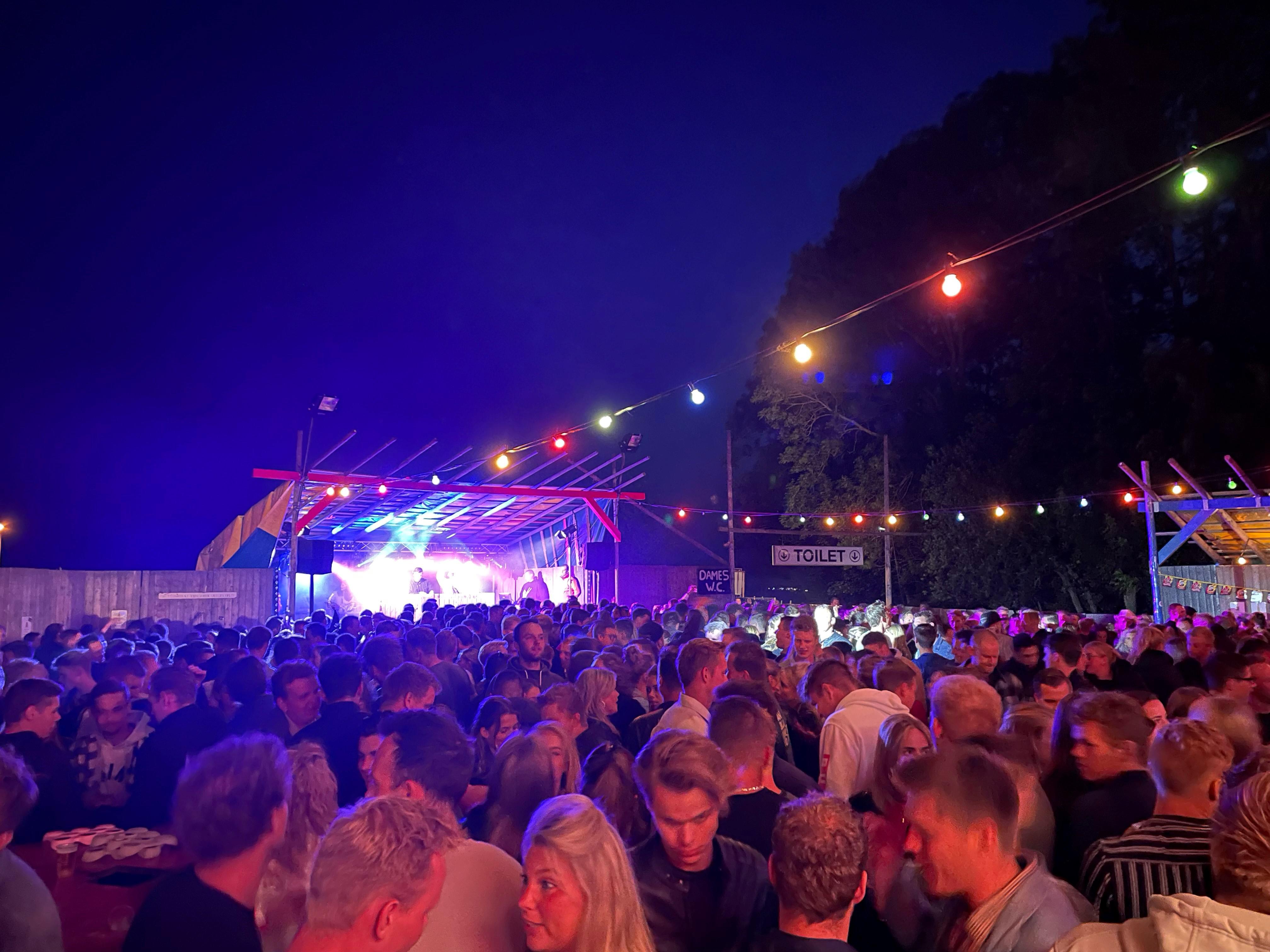 Tuinfeest Spierdijk schrikt van rekening gemeente Koggenland. Forse kater voor ’s lands oudste festi