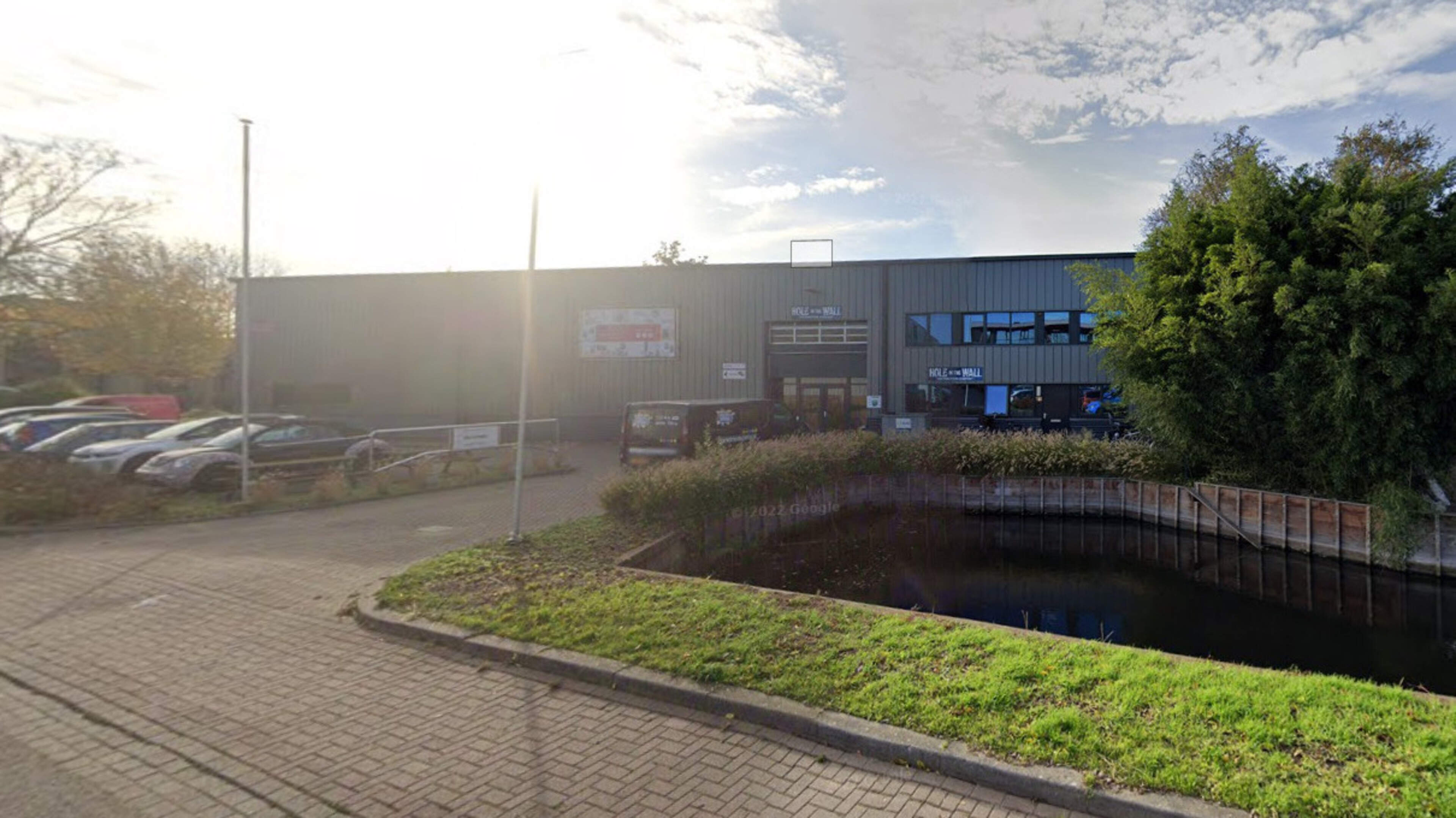 Nintendo-posters, Marvel-broodtrommels en Disney-mokken kwamen uit Broek op Langedijk. Alle onderdel