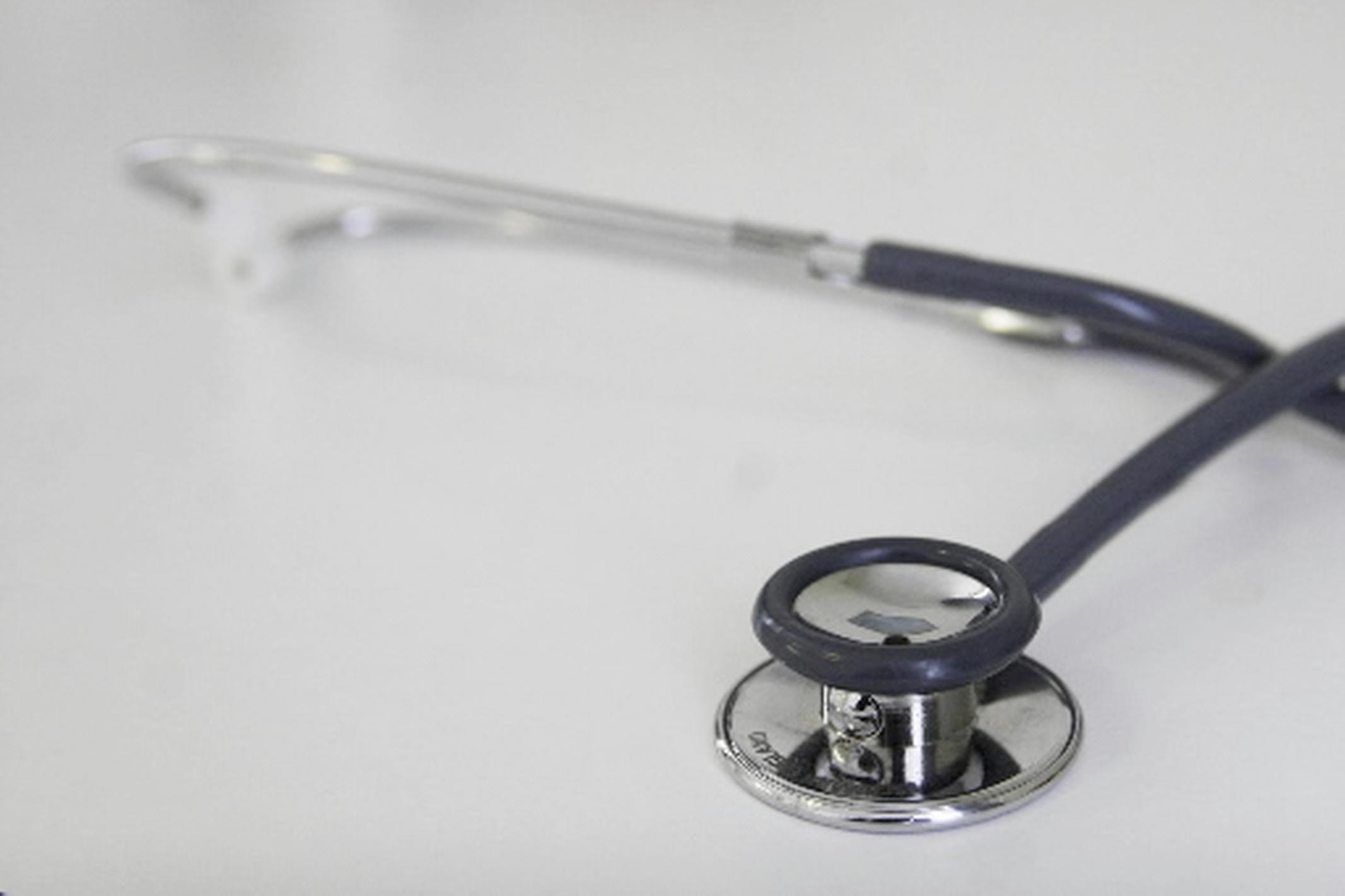 ’Huisartsenpraktijk blijft nog jaren in Spierdijk.’ Langlopend huurcontract met kerk staat spoedig v