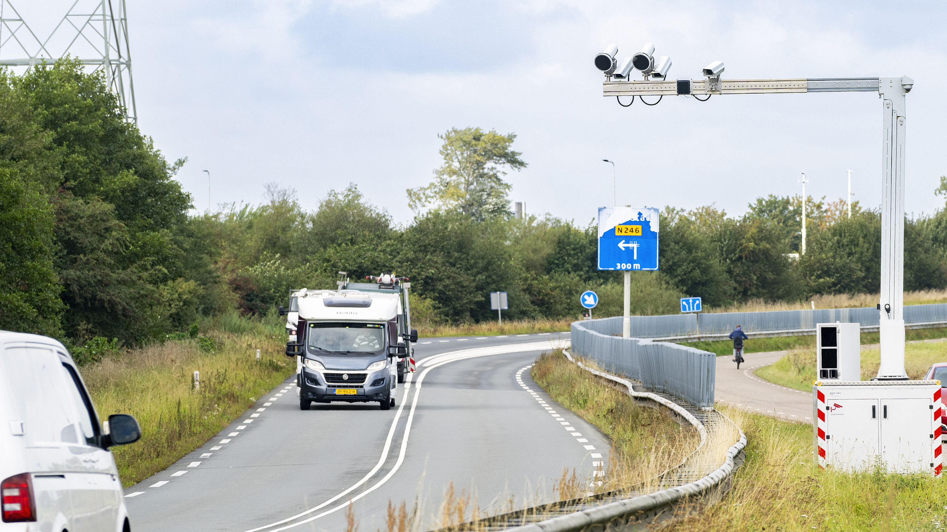 Watch out: focus camera on N203 will soon take your photo for 430 euros