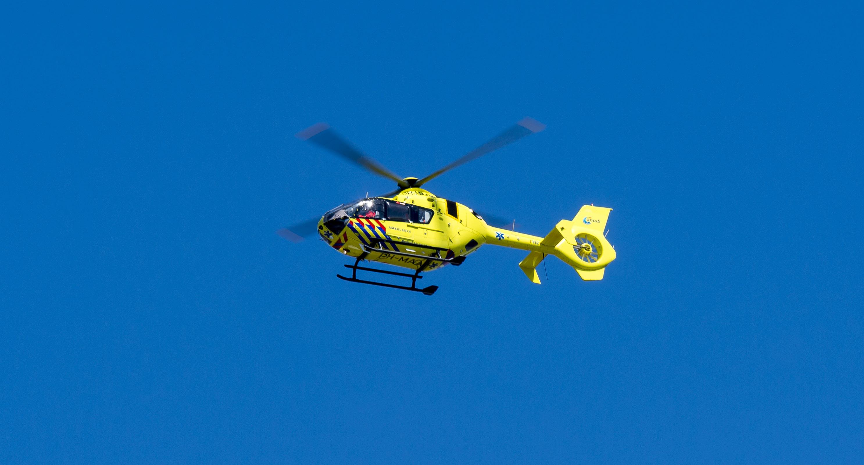Traumahelikopter geland bij Holiday Kinderparadijs in Hensbroek