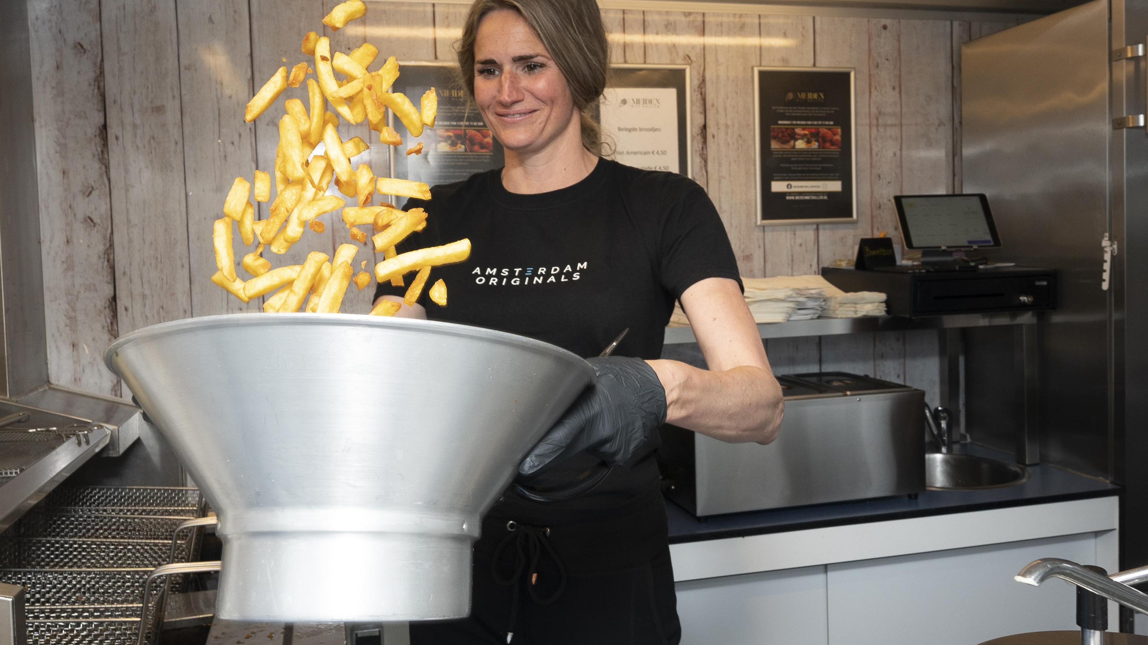 Een kroket bij Meiden met Ballen of een patatje stoof van oma Dikkie: vijf  tips voor de beste snackbarspecialiteiten in Zaanstreek-Waterland |  Noordhollands Dagblad