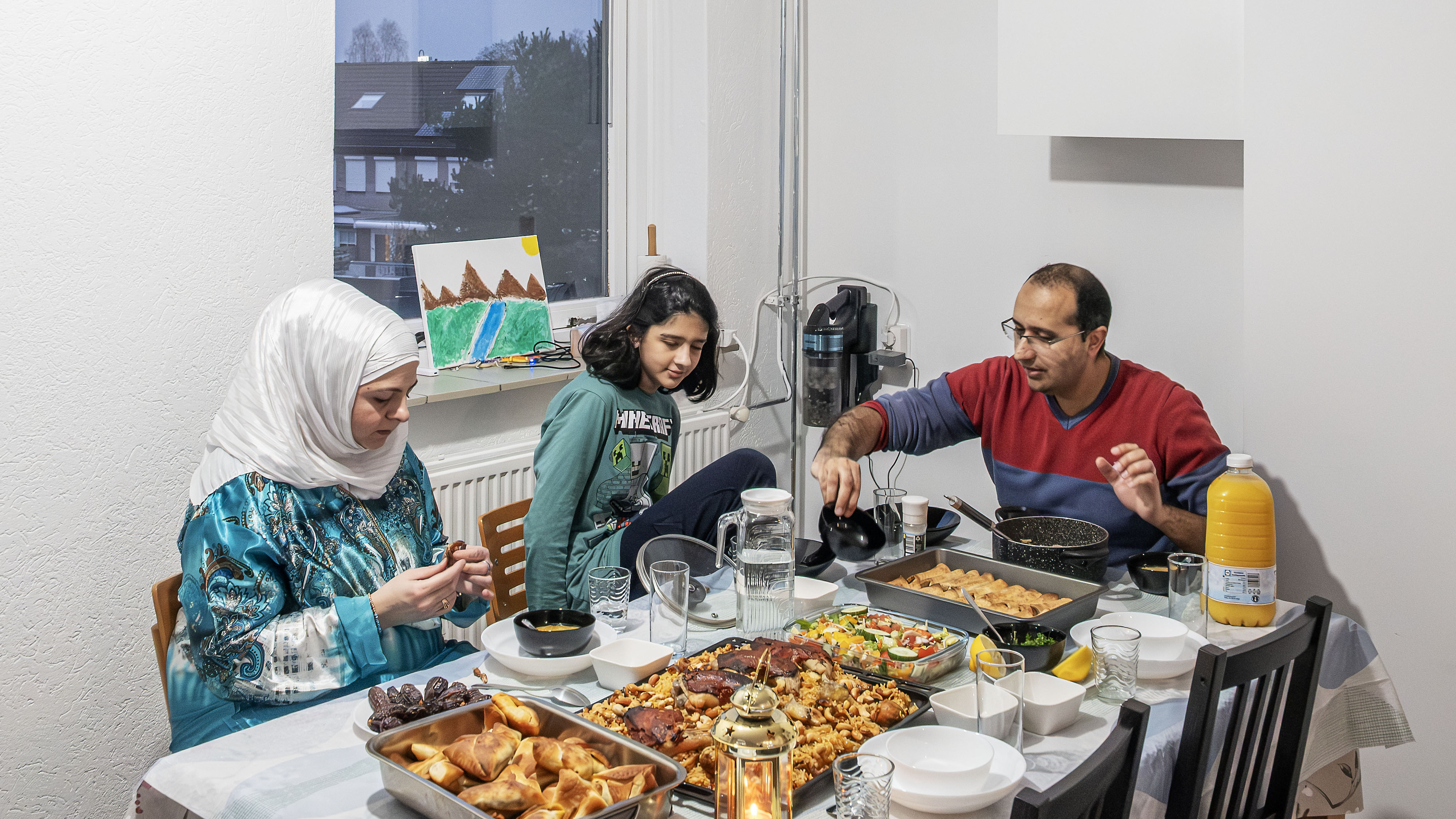Husam Alhasan’s family finally celebrates Ramadan together in Bussum after years of uncertainty