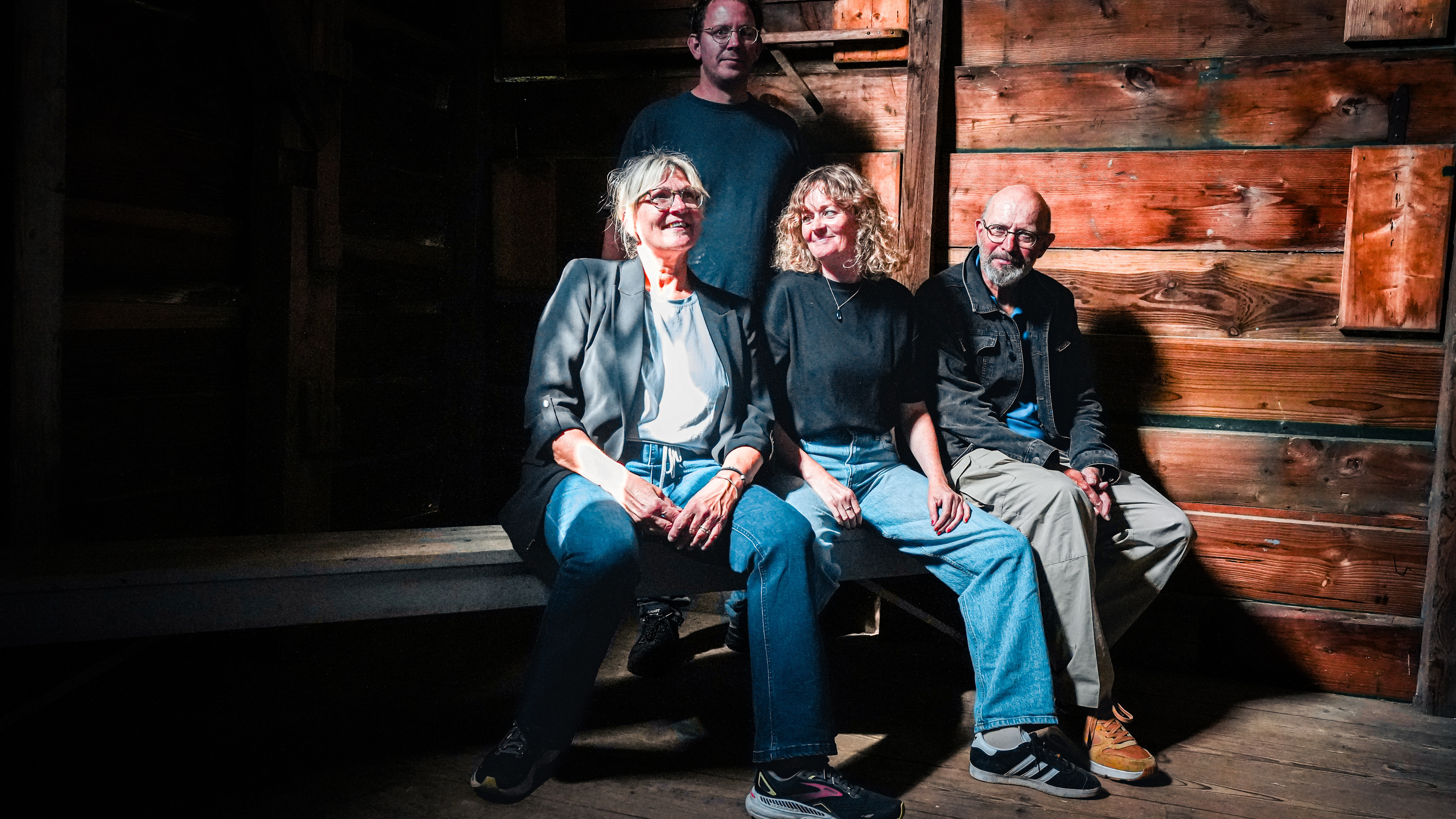 Experimenteren met Zaansch Bord voor je kop. ’Het werkt fantastisch, alle lijntjes van mijn lippen z