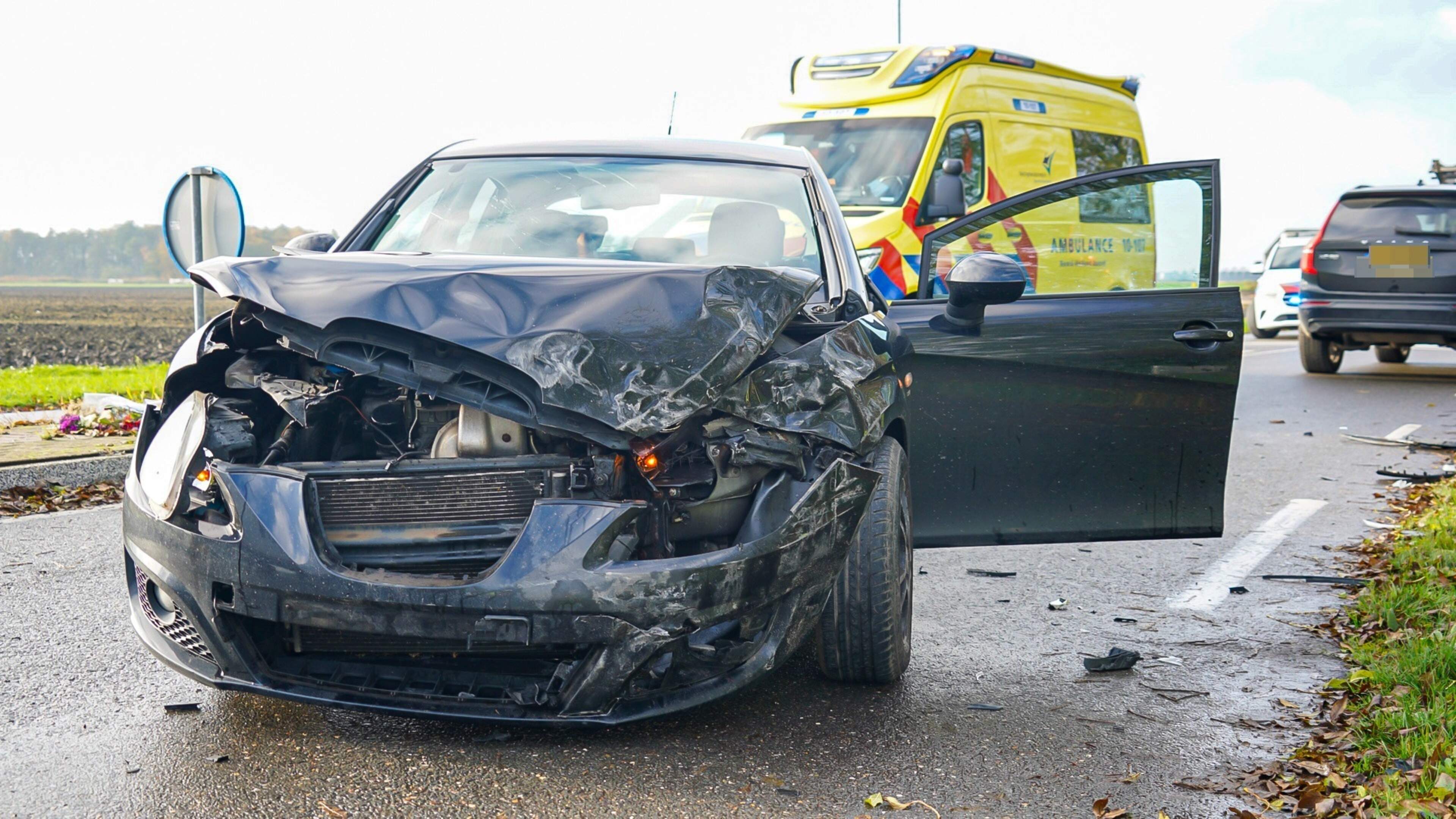 Twee gewonden bij aanrijding in Wervershoof