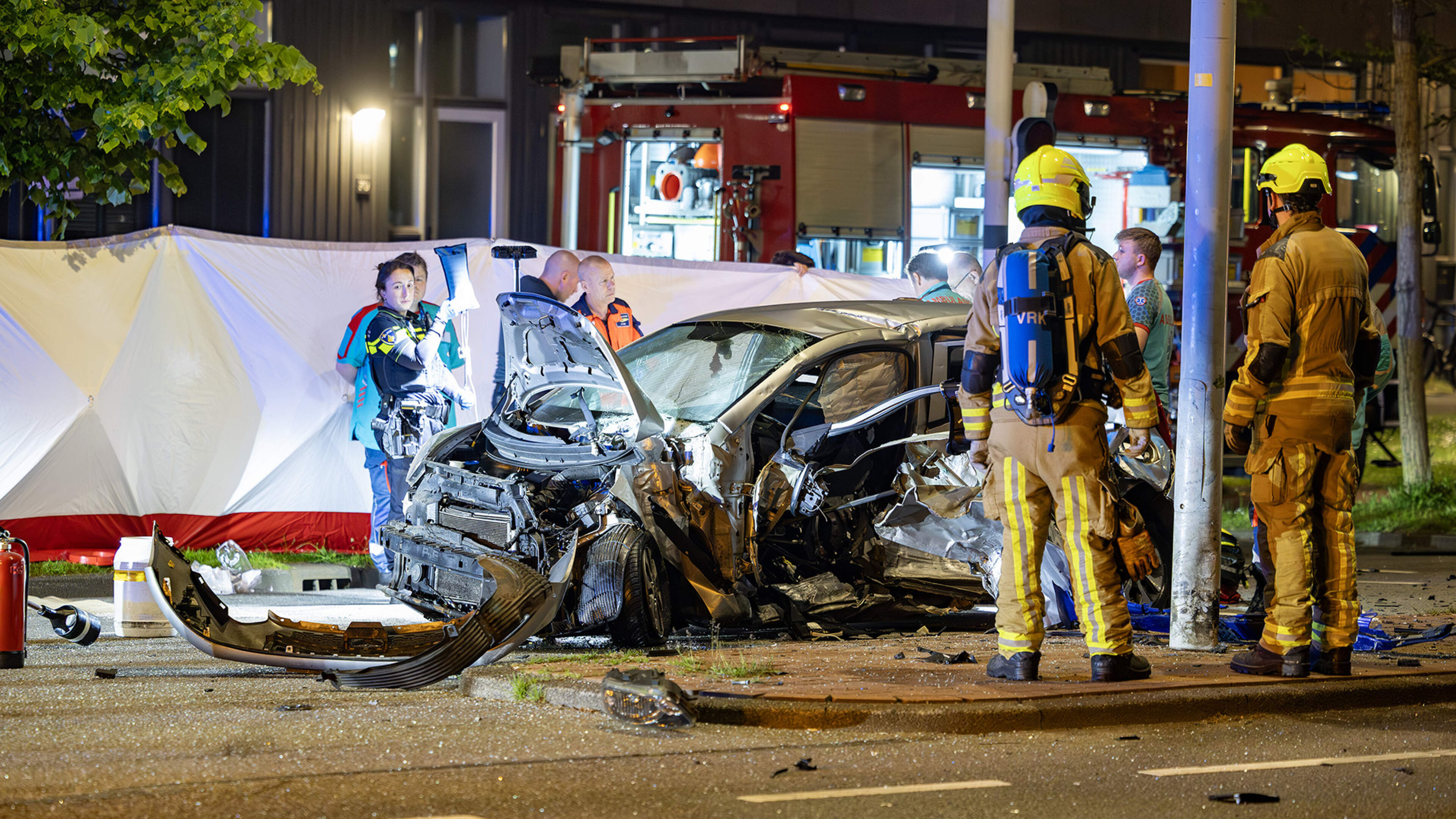 Second fatal accident in less than 24 hours: Residents woken by loud bang: 'They quickly put up white screens around it'