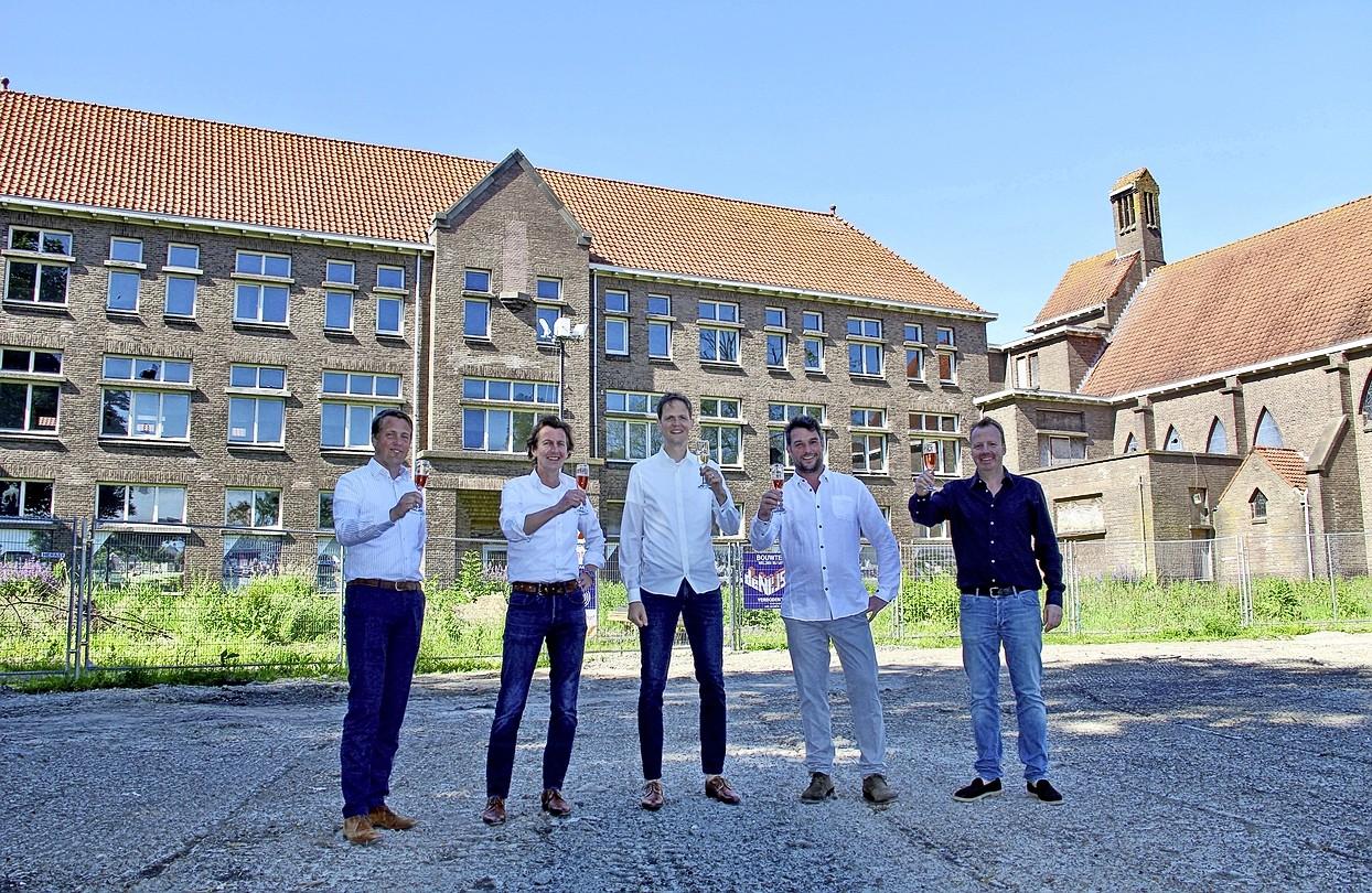 Deel Missiehuis in Hoorn wordt tandheelkundige kliniek