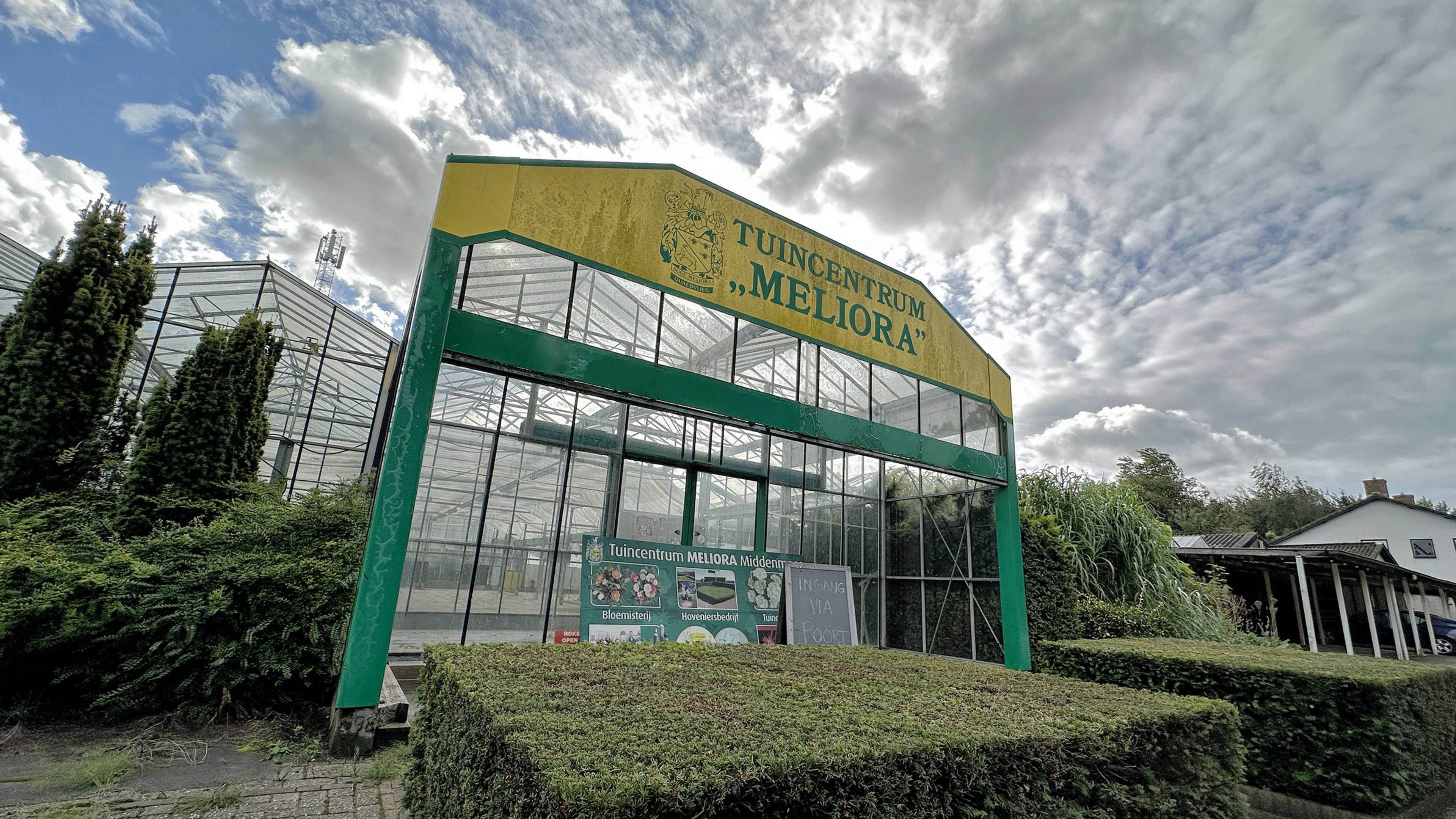 Plannen voor hub met landwinkel en laadpunt langs A7 bij Middenmeer. ‘Sociale functie tuincentrum Me