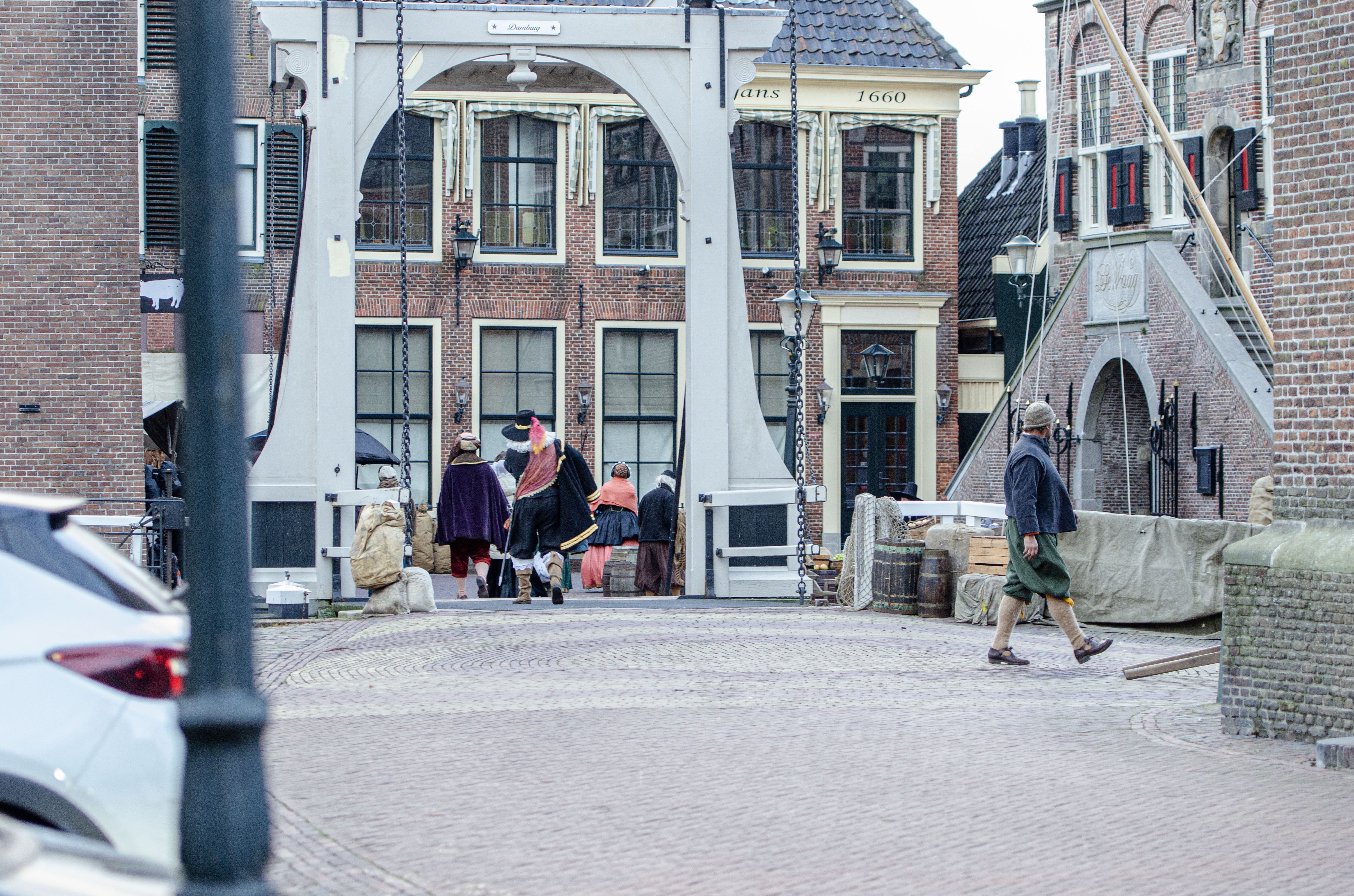 Dorpshart De Rijp afgesloten voor opnames ’Het verhaal van Nederland’