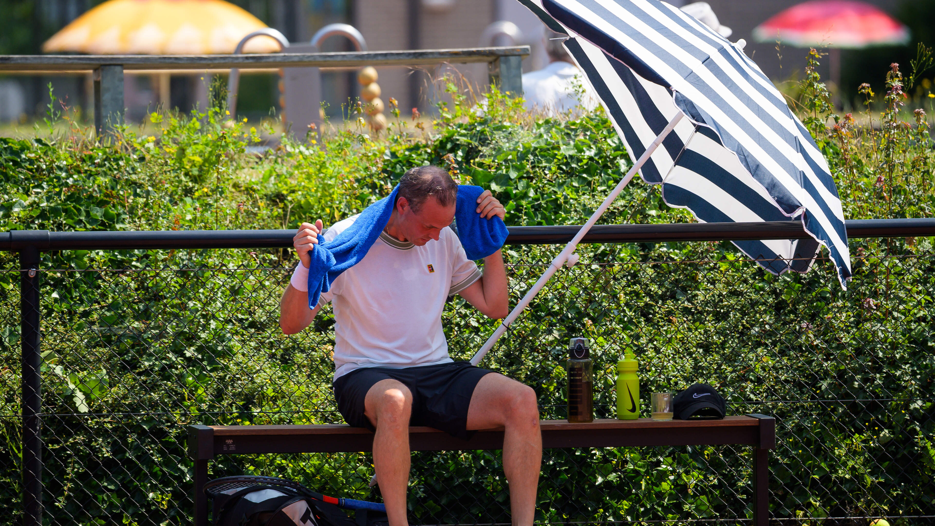 How to prevent heatstroke while exercising? Dr. Fleur explains summer facts and myths
