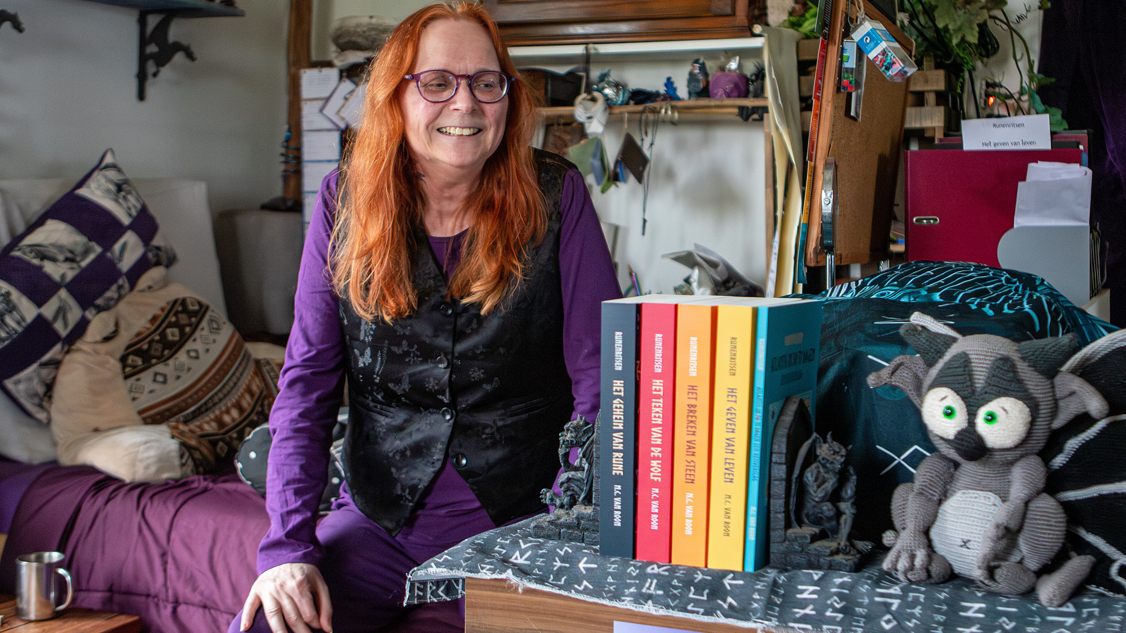 'I just have to see it.' Ria van Roon from Heemskerk writes eight-part magical book series Runenritsen