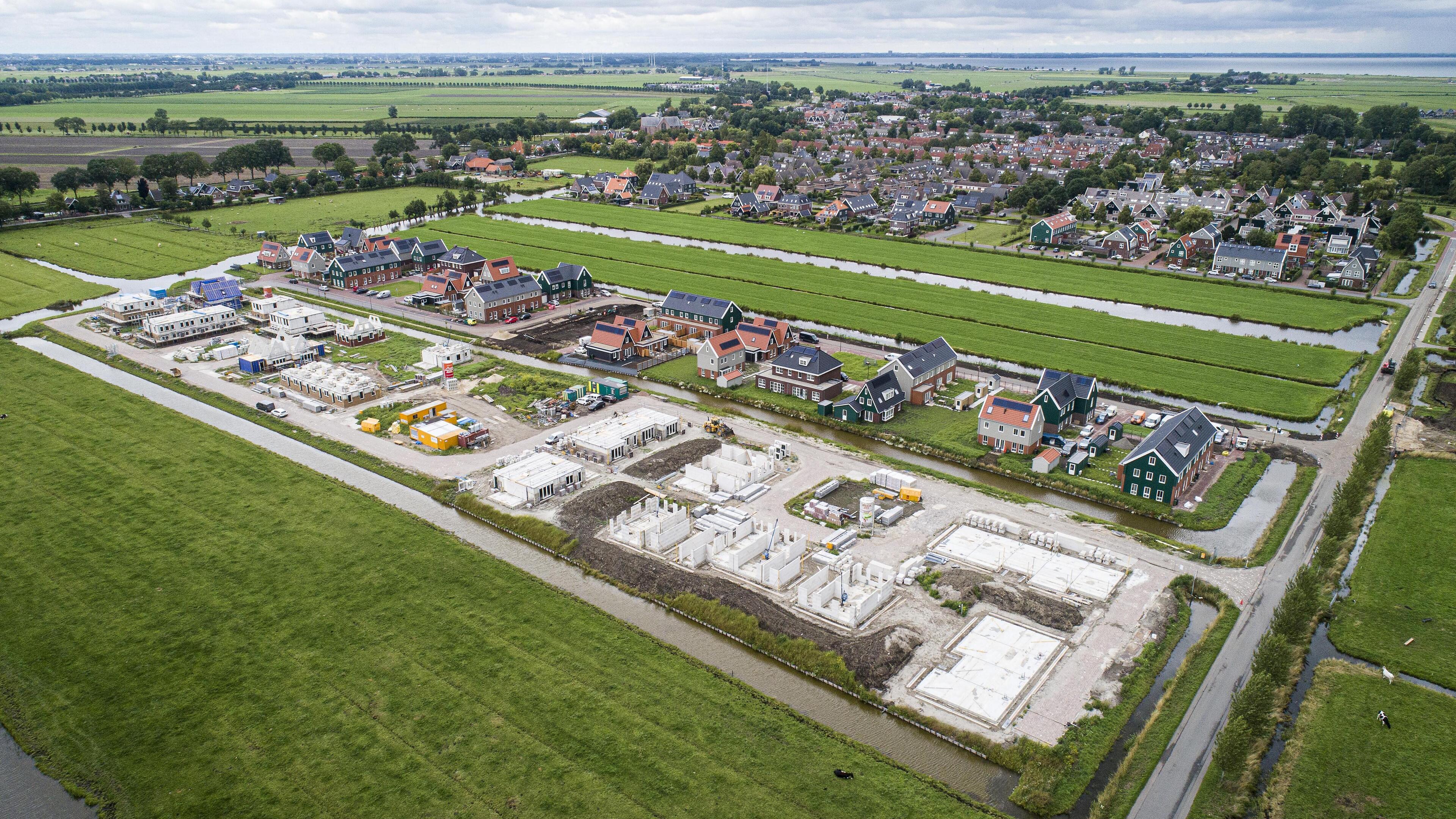Waterrijk in Oosthuizen wordt steeds woningrijker