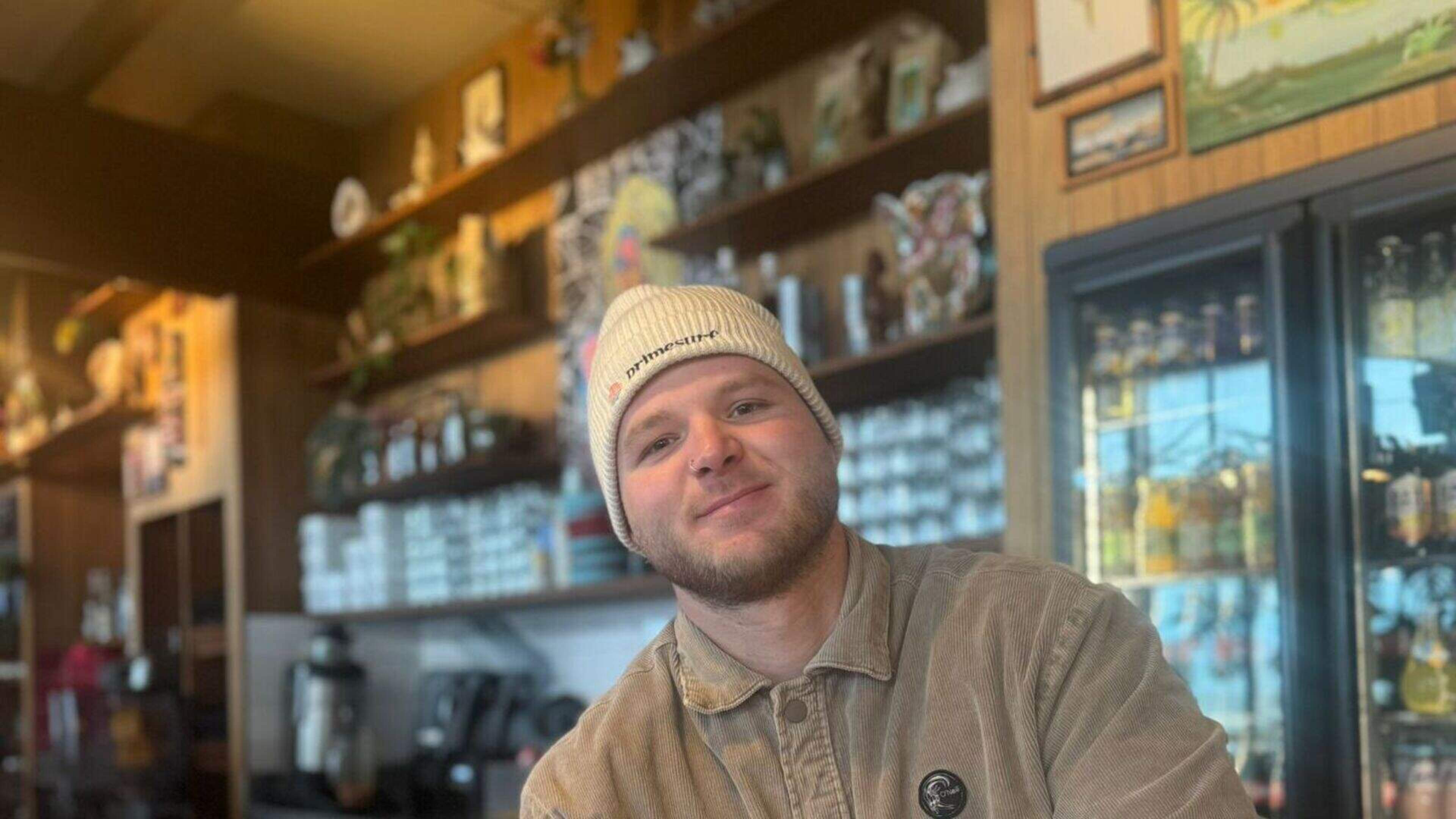 Pim Lammertse takes over Timboektoe in Velsen-Noord; 30-year-old entrepreneur to own two adjacent beach bars