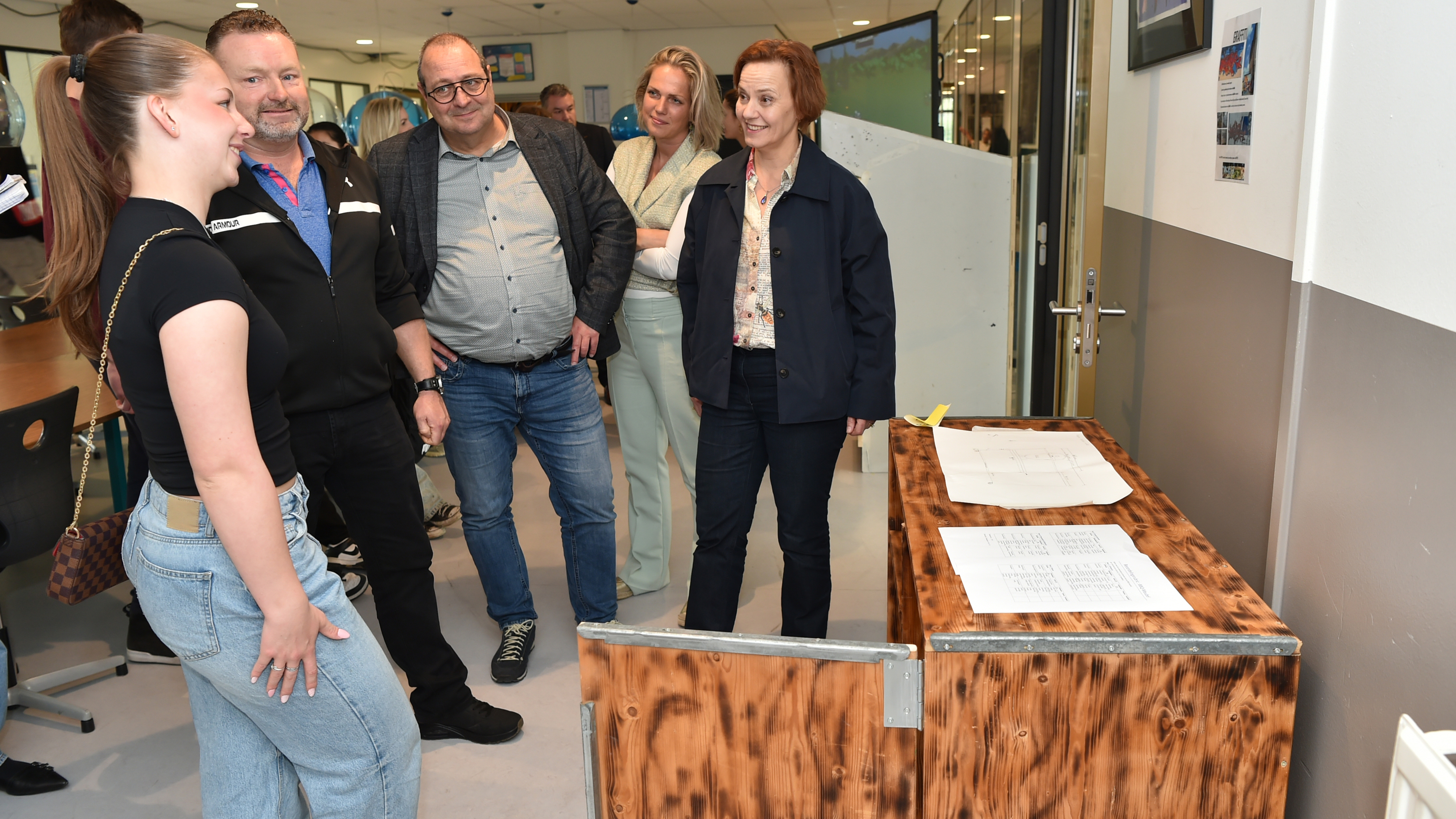 State Secretary for Education and Emancipation Judith Tielen visits Dalí College Heemskerk