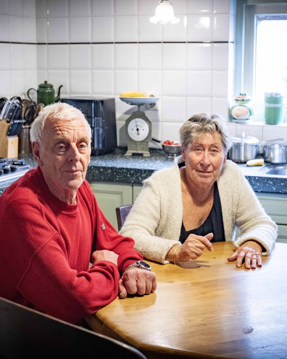 Arie Hollander en Elly Bleeker-Lingeman werden een week geleden gebeld door een nepagent. 