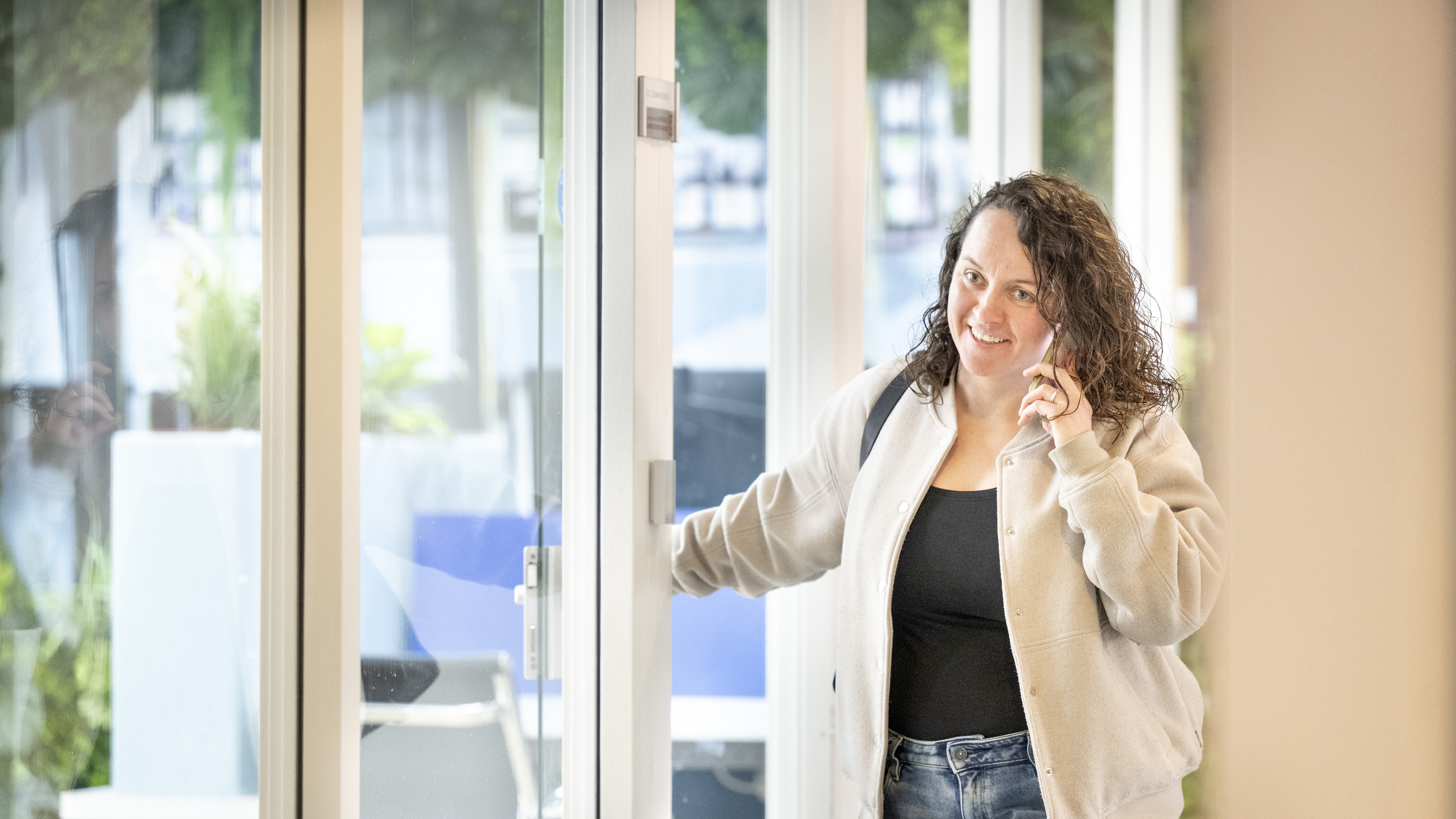 Why female freelancers earn more than male self-employed workers