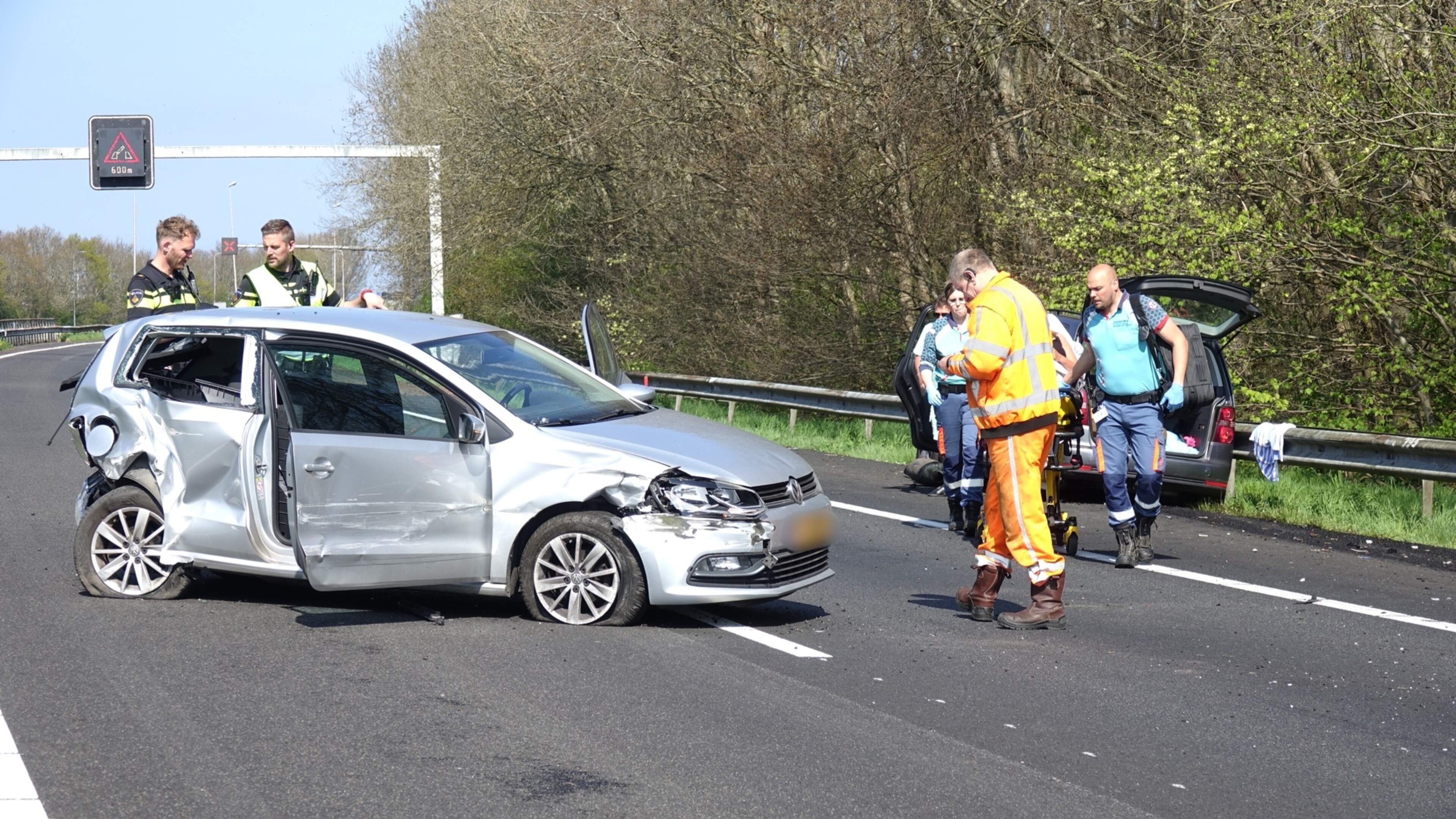 Drie gewonden bij ongeval op A7 bij Den Oever, snelweg weer vrij [update]