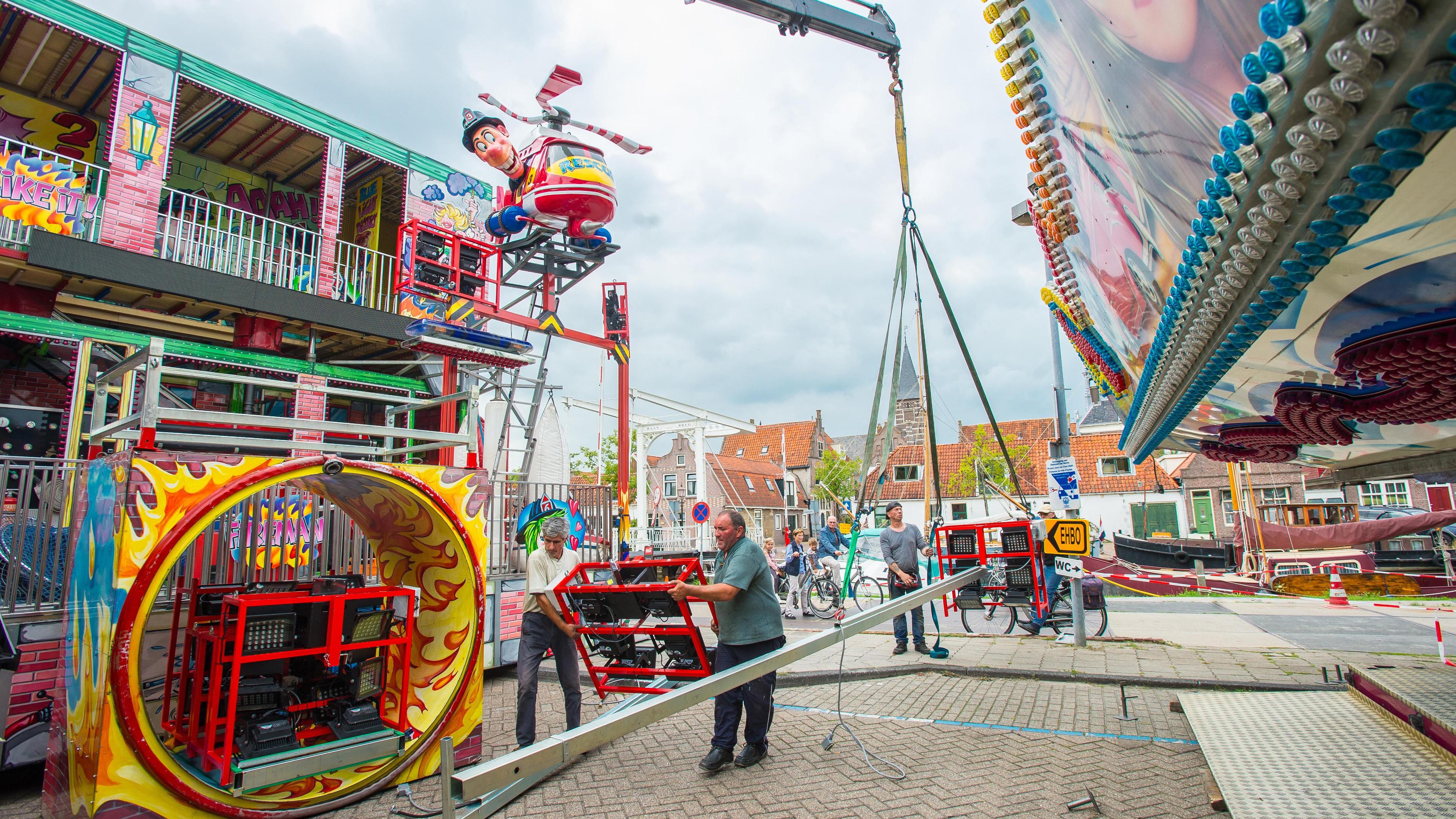 Paniek in kermisattractie: haardos van meisje (12) wordt door machine uit  haar hoofd getrokken | Noordhollands Dagblad