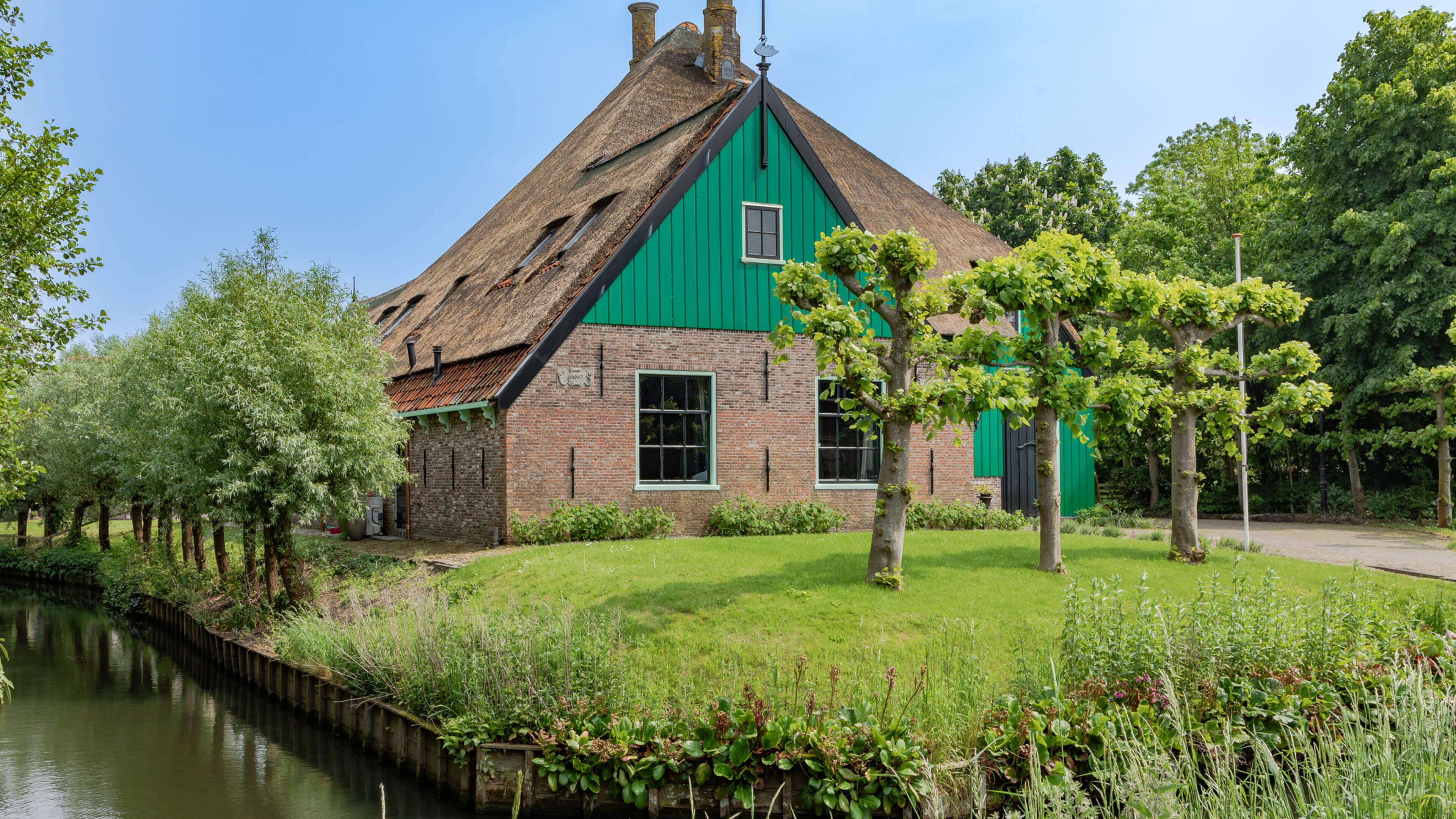 Eeuwenoude stolp De Zwaan in andere handen. ’We hebben hier fantastische jaren gehad’