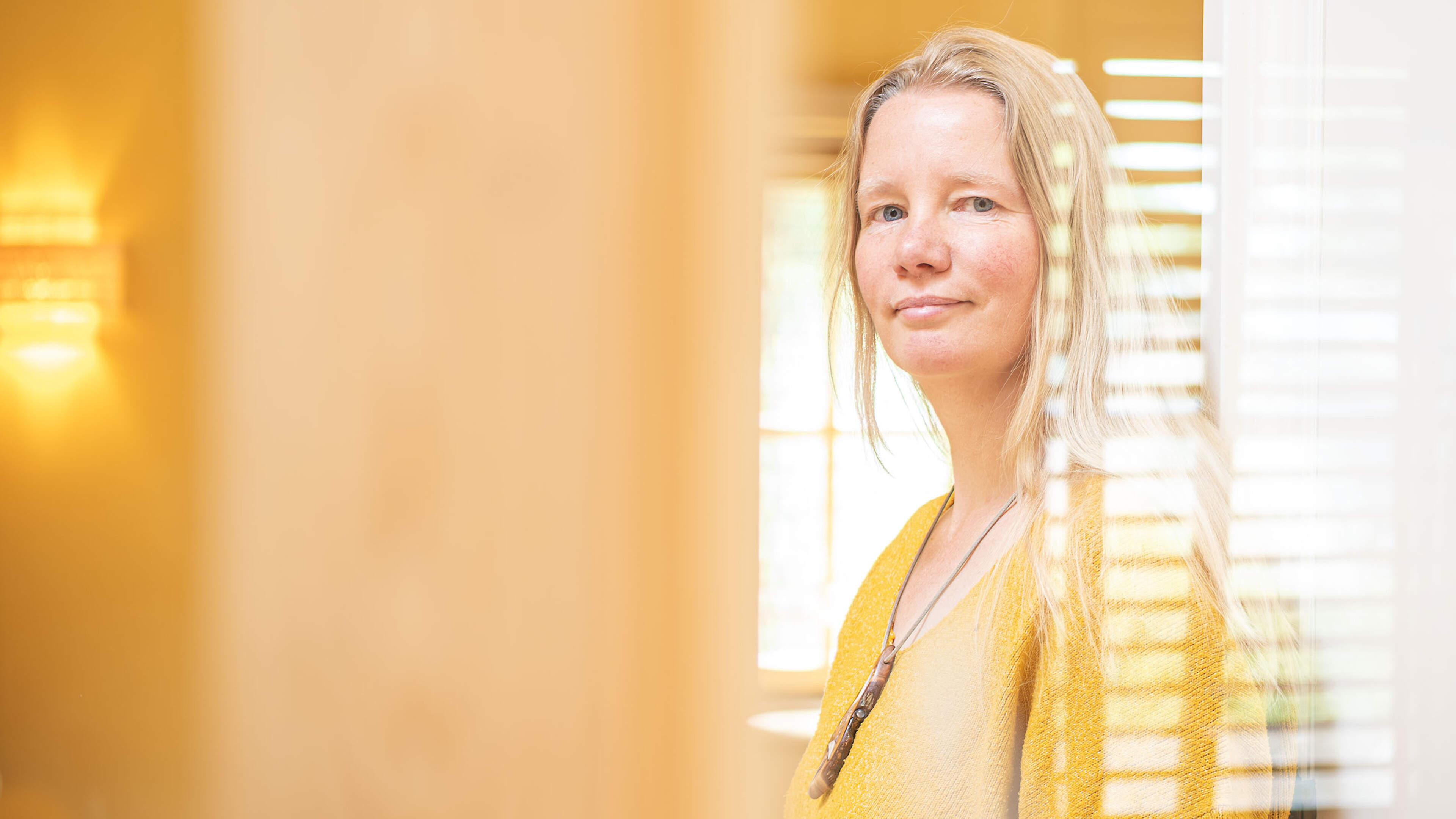 Suzanne (48) is zwanger van haar vierde kind als haar man plotseling overlijdt: ’Ze konden niets meer voor hem doen’