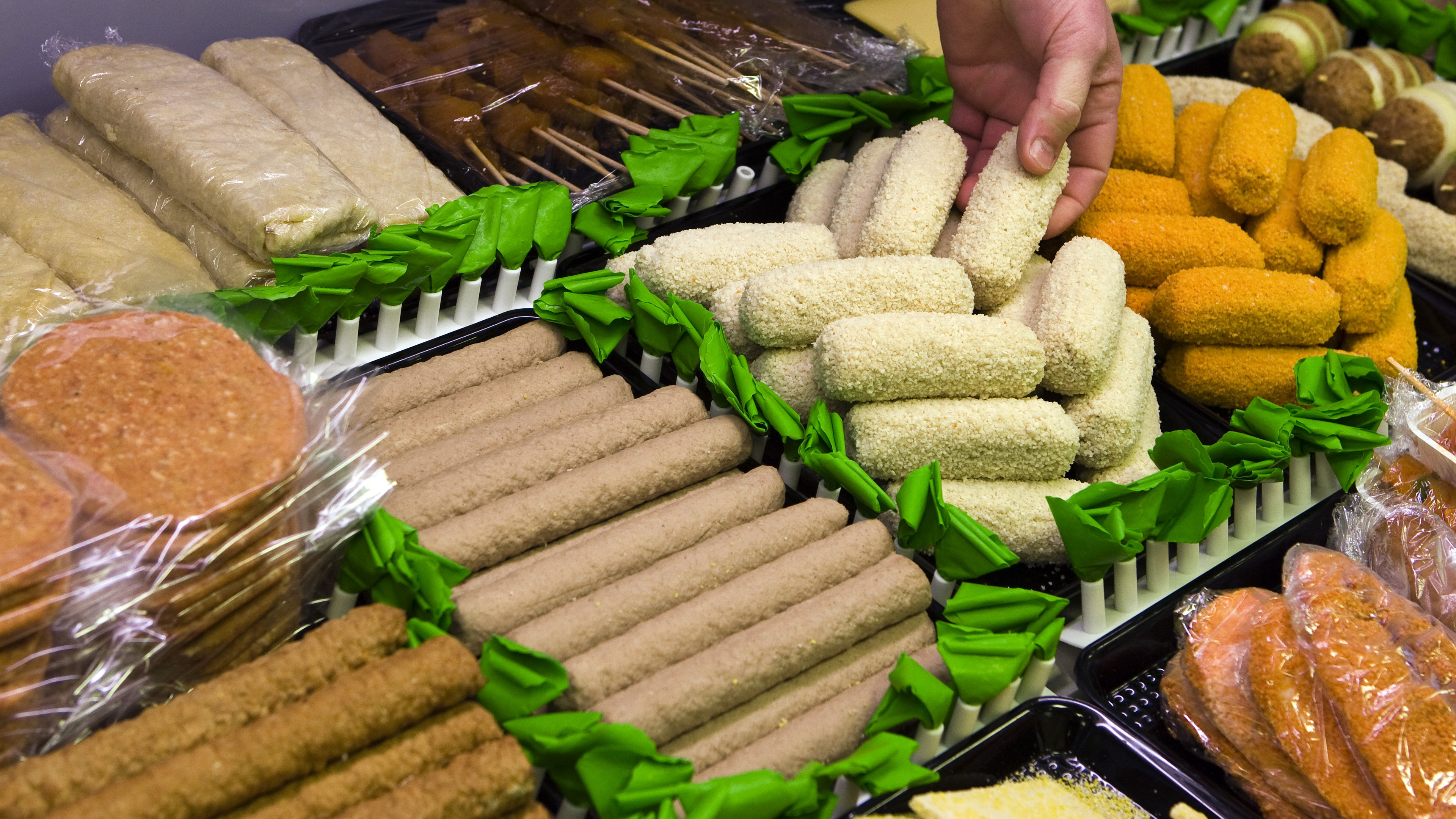 Haarlem council bans new snack bars around Spaarnwoude station: 'We want a healthy city'