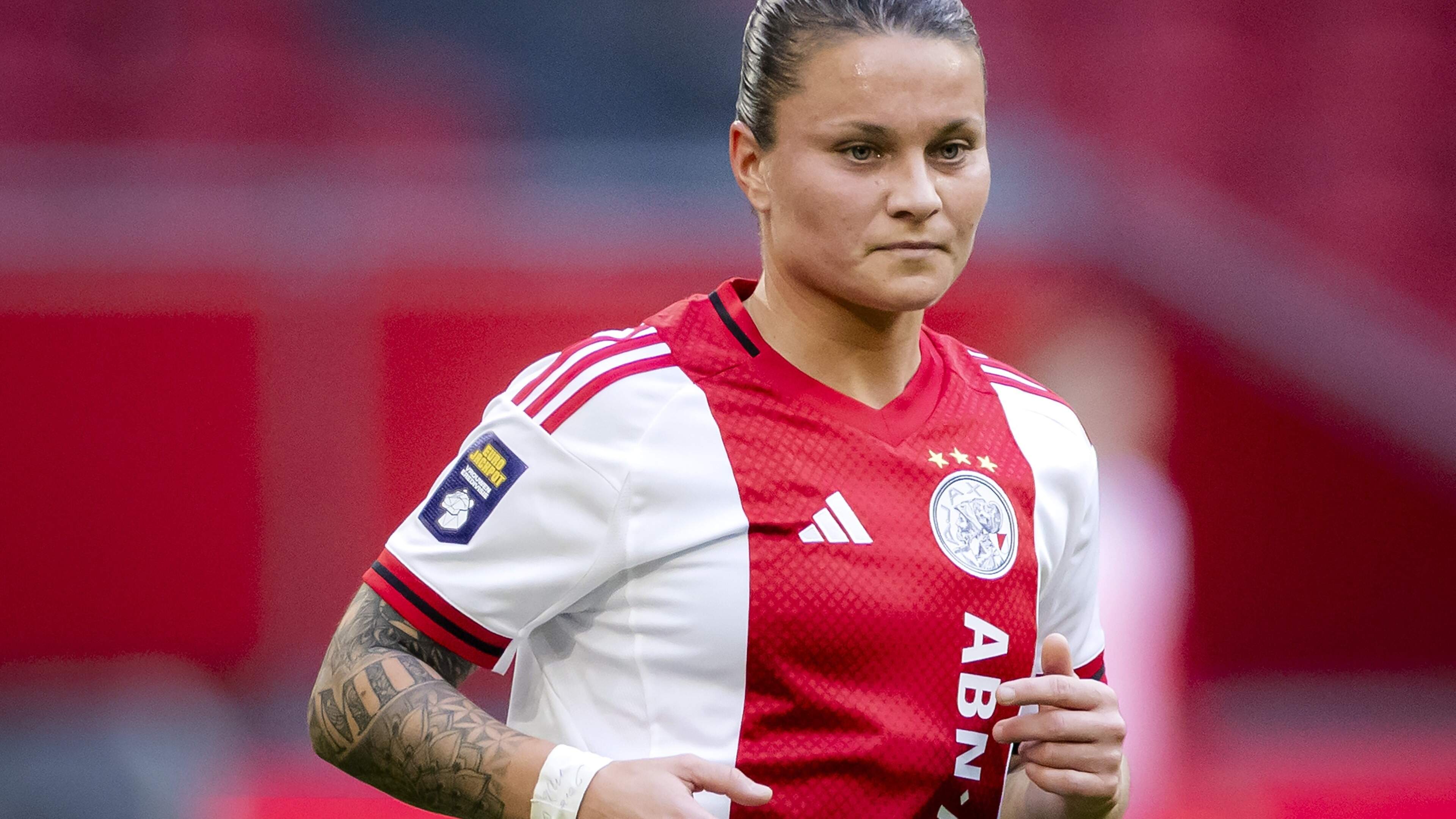 Captain Spitse considers player-coach role at Ajax