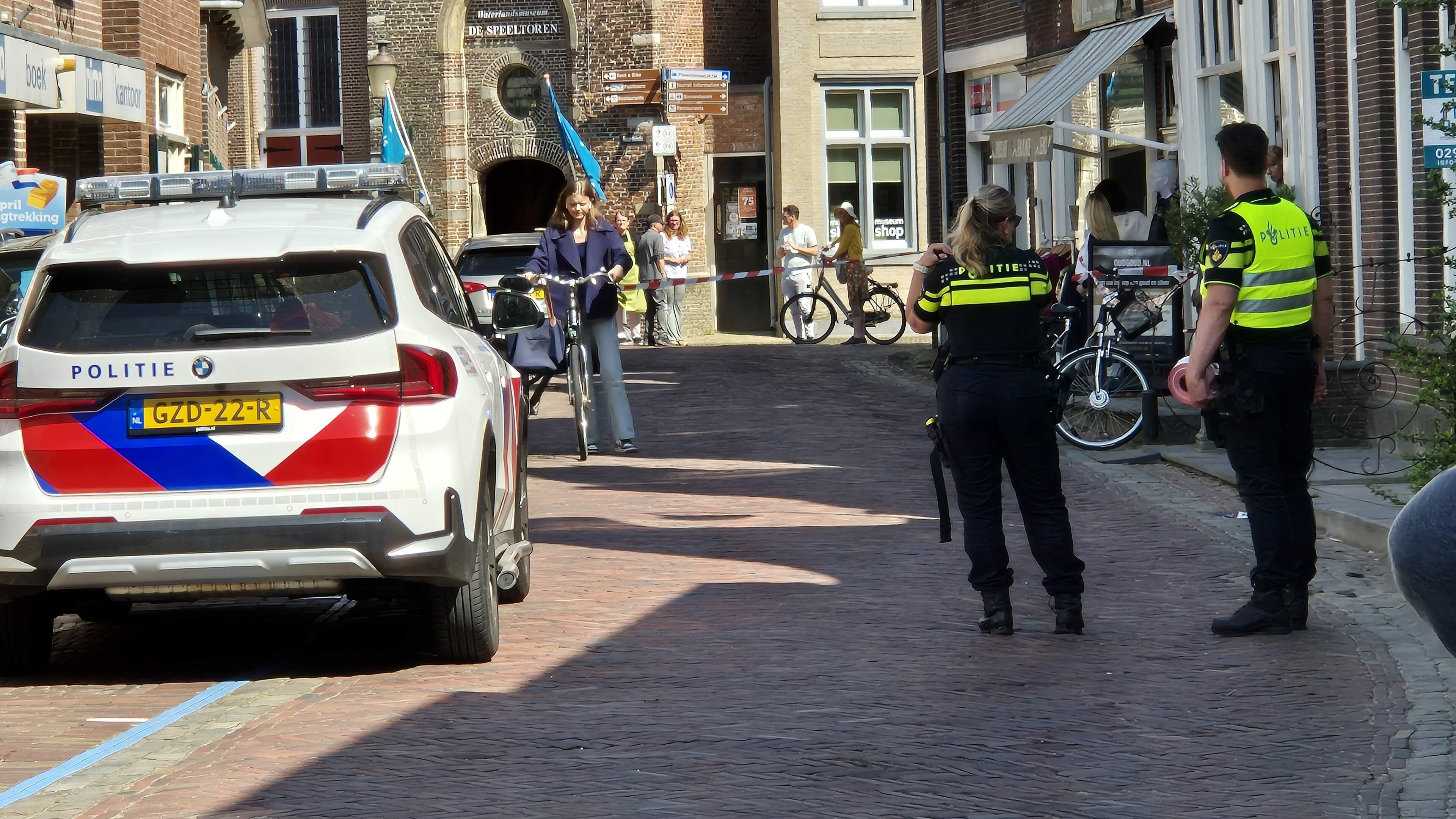 112 nieuws 15 april: Poging overval bij juwelier Monnickendam, steekpartij in Alkmaar, man (56) uit 