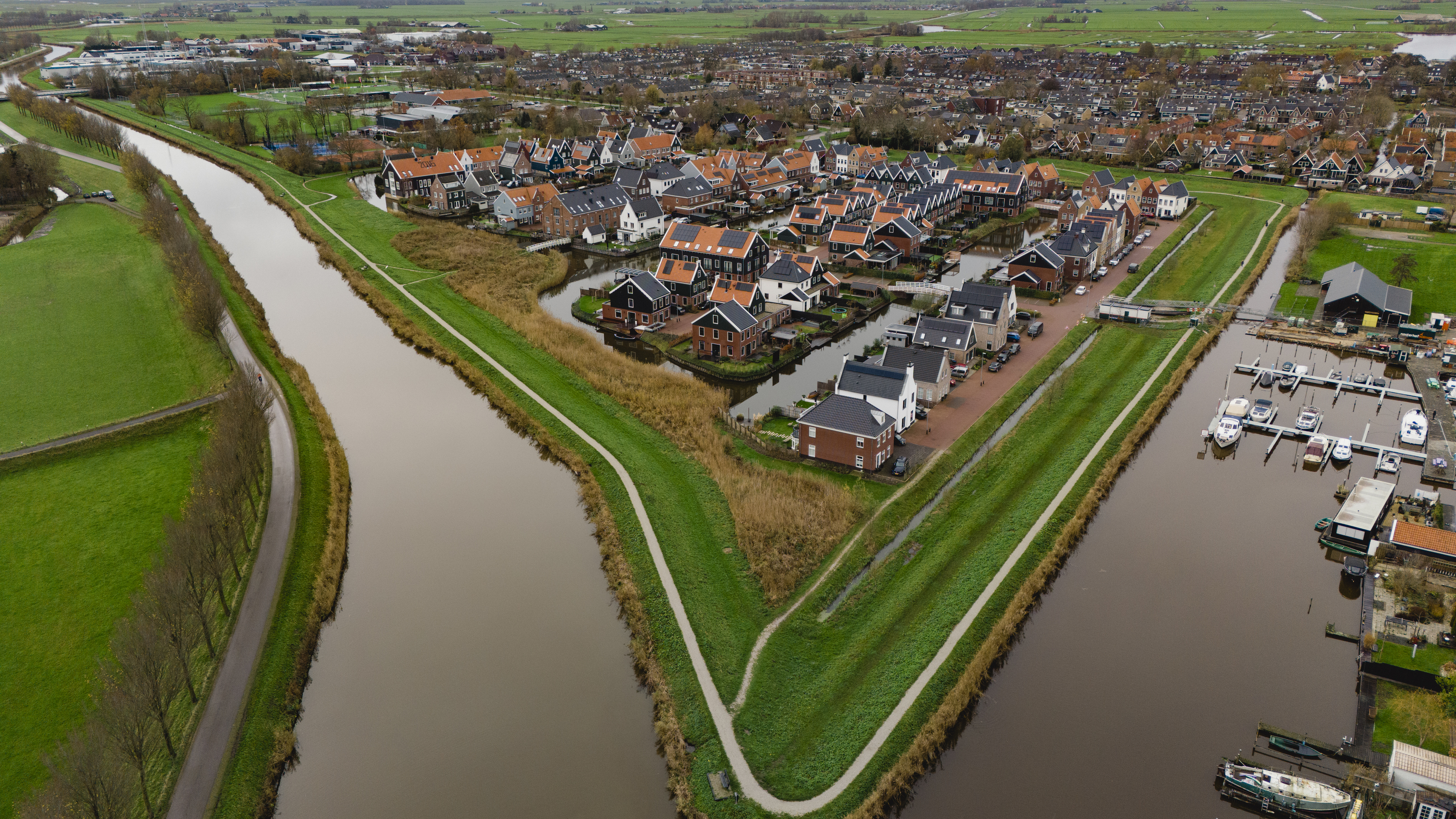 Angst voor ziekte van Weil in De Rijp, maar GGD weet hier niets van. Wateractiviteiten Zomerspelen g