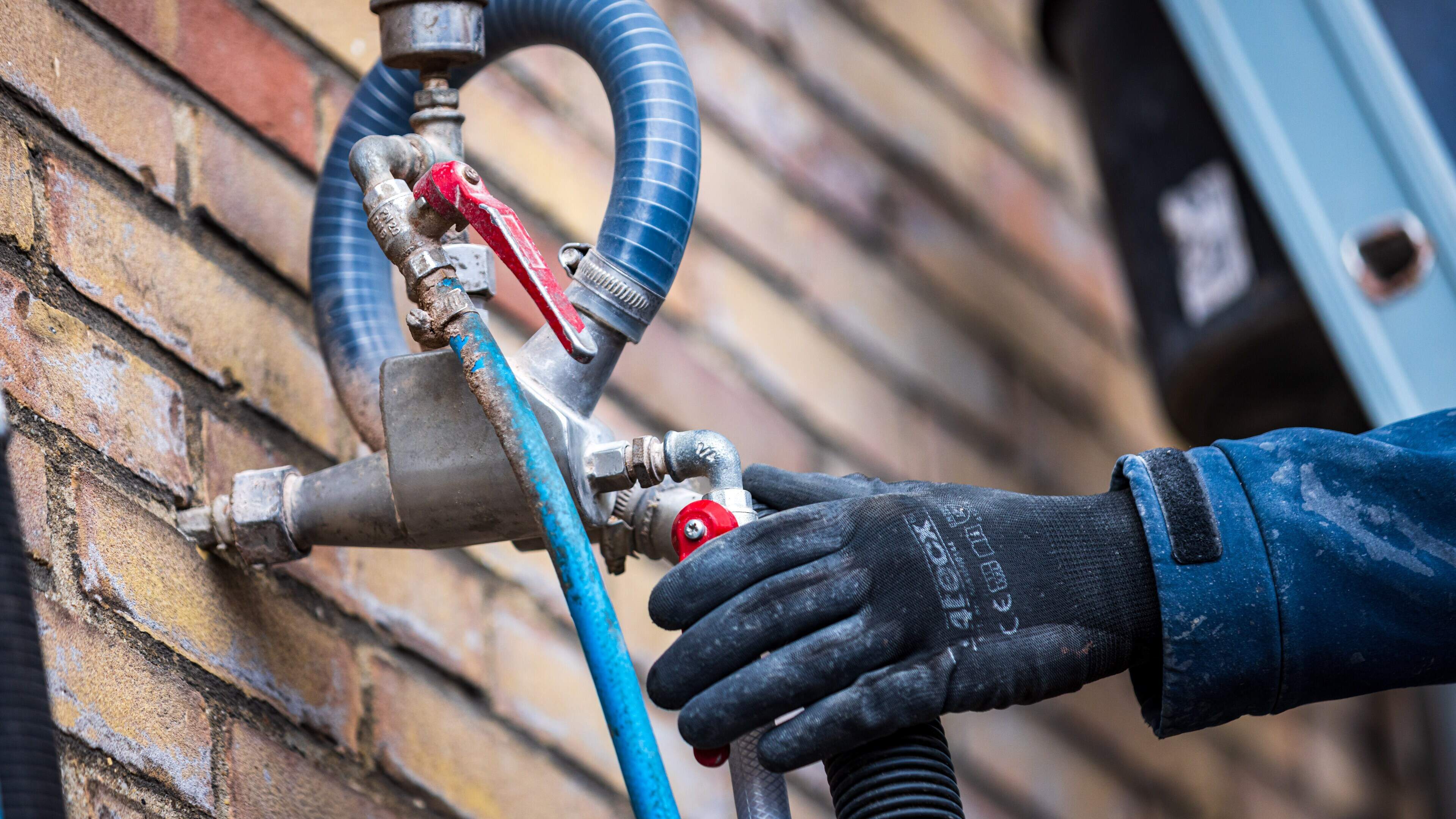 'Do I have UF foam in my cavity walls?' Increasing demand for testing