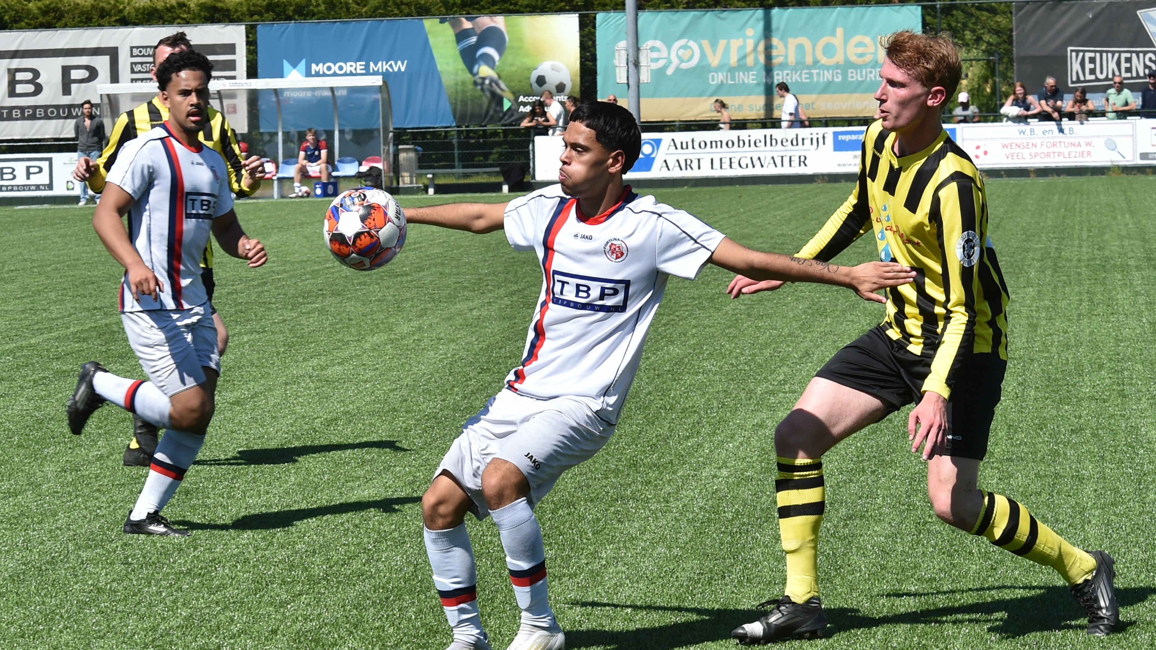 Fortuna Wormerveer brengt zichzelf flink in de problemen