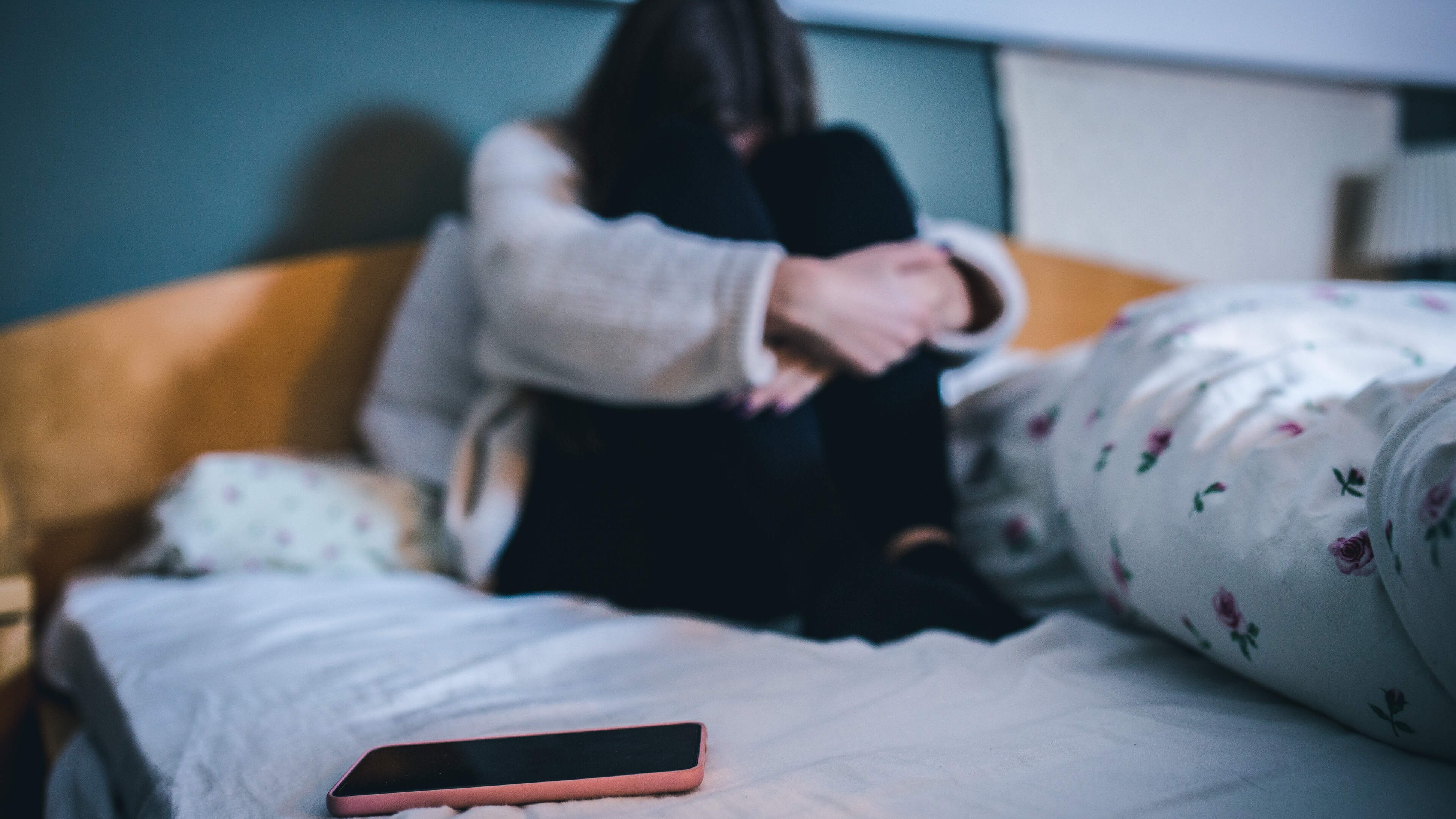 Police and prosecutors hunt pimps with decoy profiles: Online unmasking of sexual exploitation and sex slavery suspects