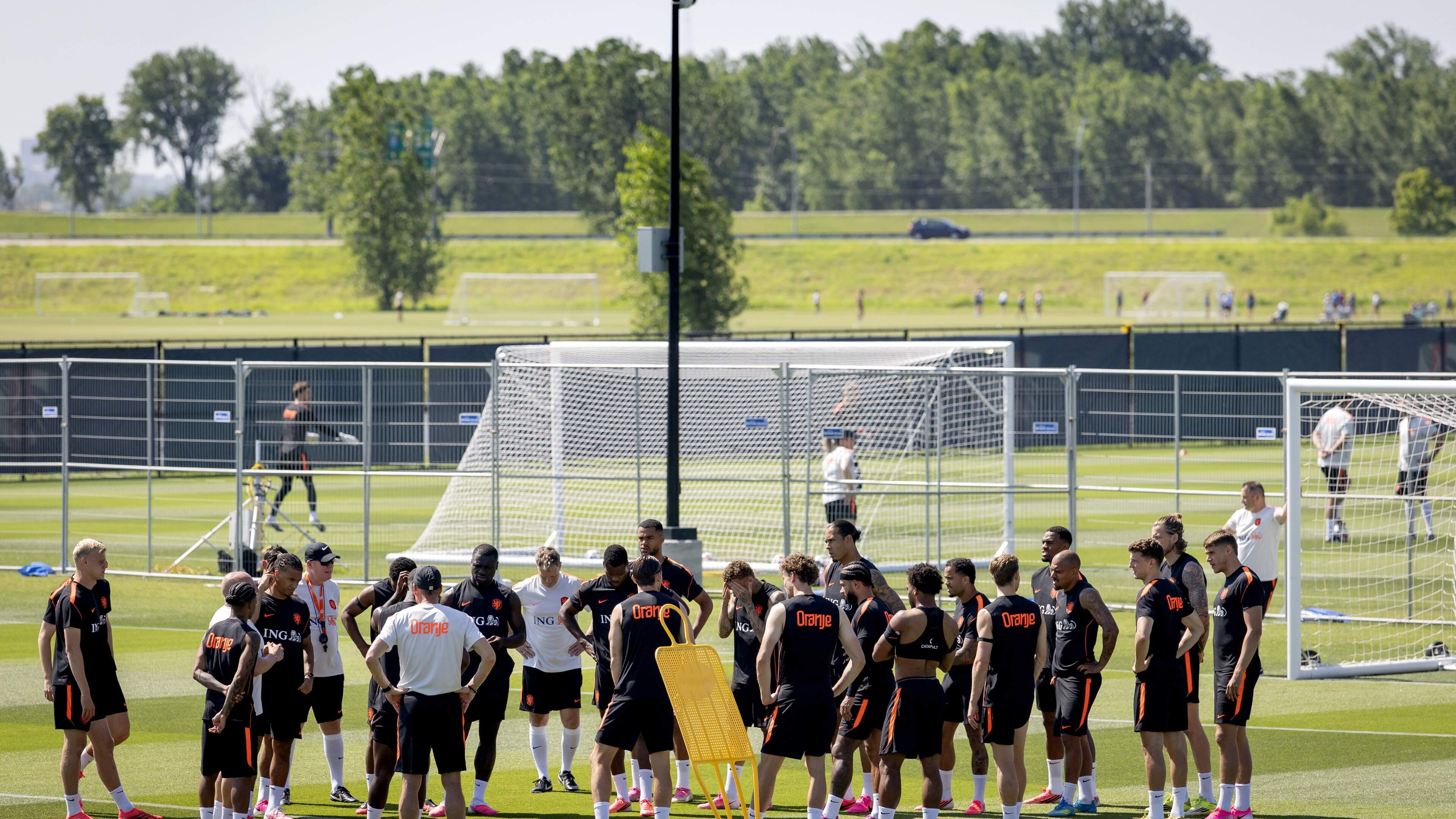 Netherlands trains with fully fit squad for second World Cup match against Sweden