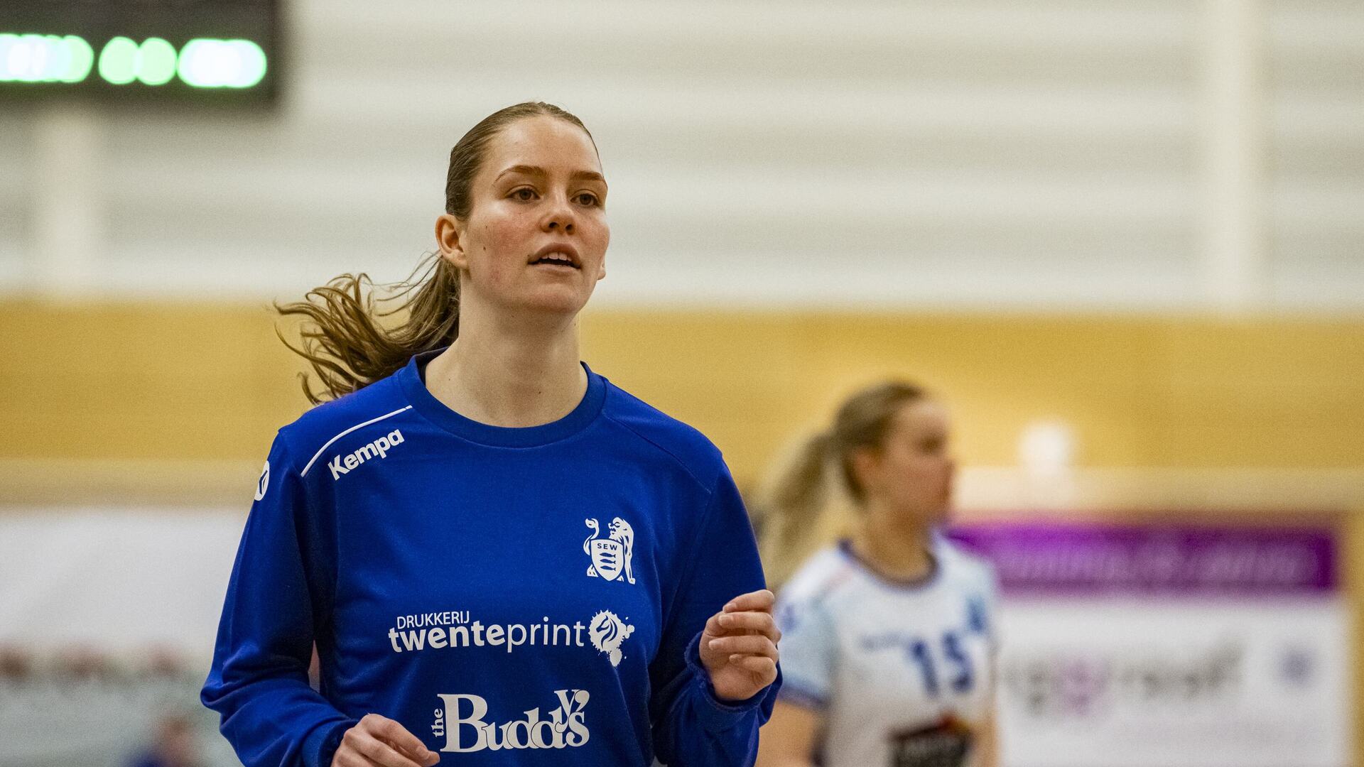 Nyah Metz maakt met overstap naar SEW een keuze voor zichzelf: ’Voor ...