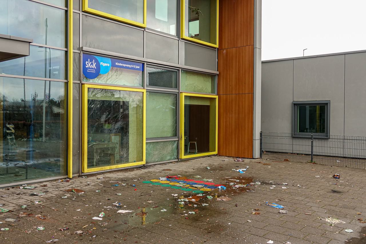 Politie zoekt getuigen en camerabeelden geweldpleging oud en nieuw Ursem. ’Ik ben best wat gewend, m