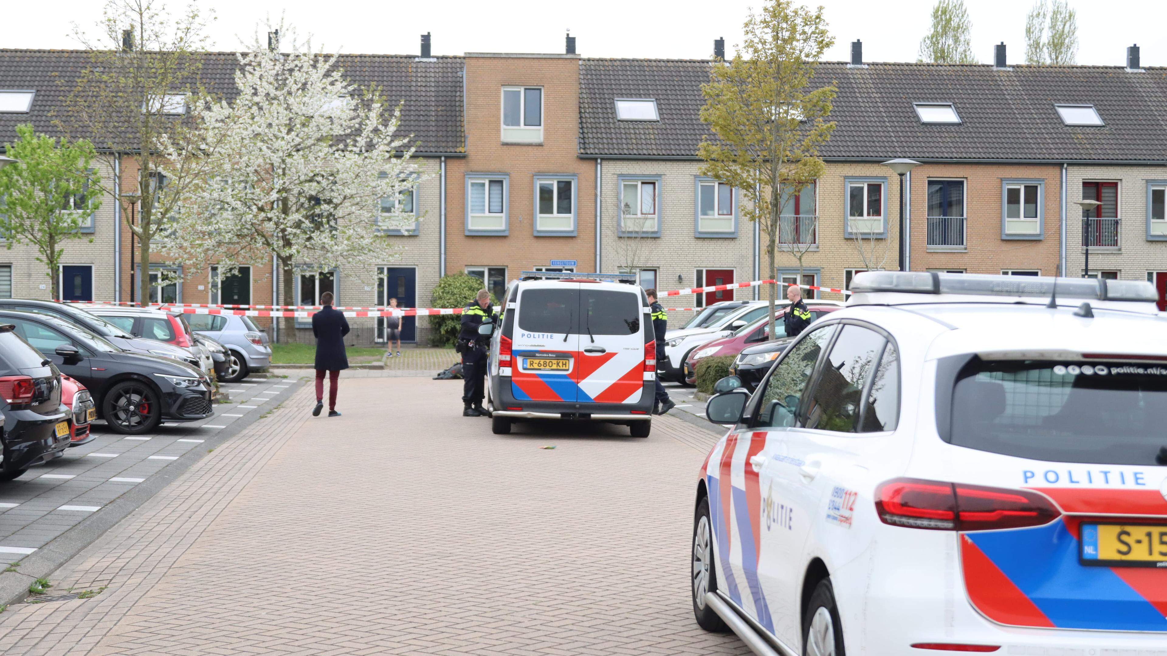 112-nieuws: Agent gewond bij achtervolging in Beverwijk, gewonden bij botsing langs afrit A7 Middenm