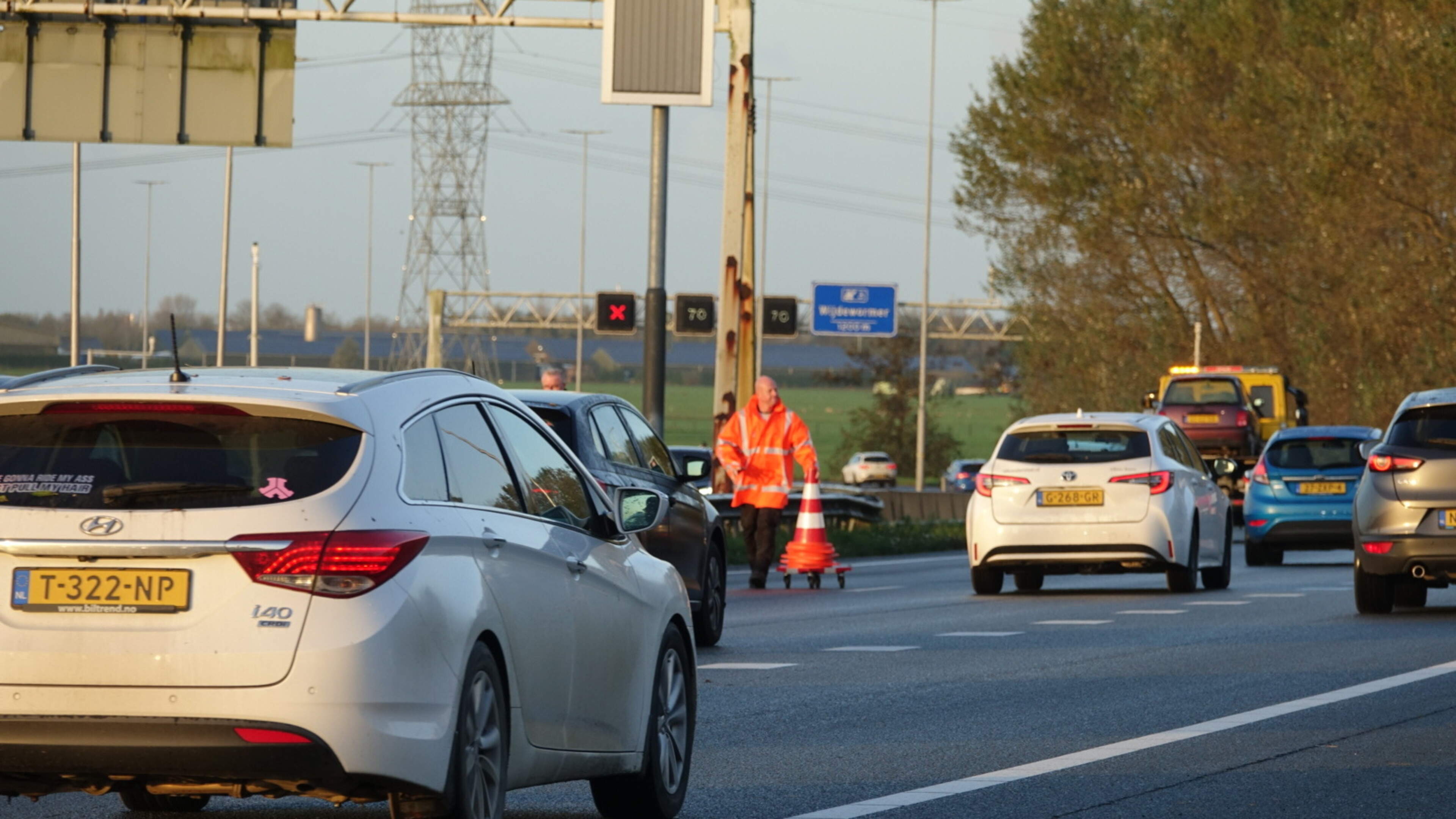 Ongelukken op A7 bij Purmerend en Wijdewormer; vertraging duurt voort [update]