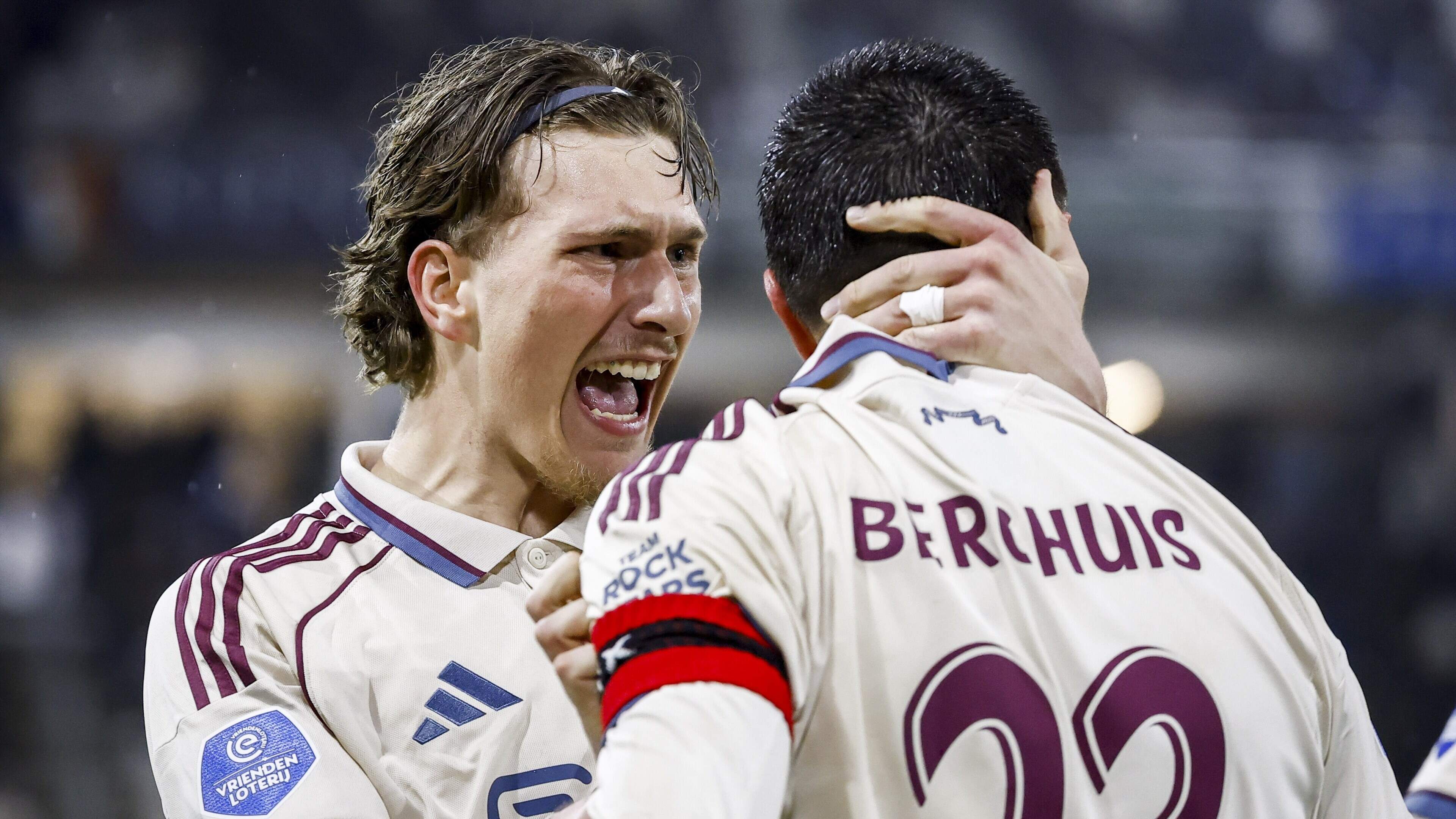 Strong Ajax wins 'training match' at Heracles Almelo in Eredivisie