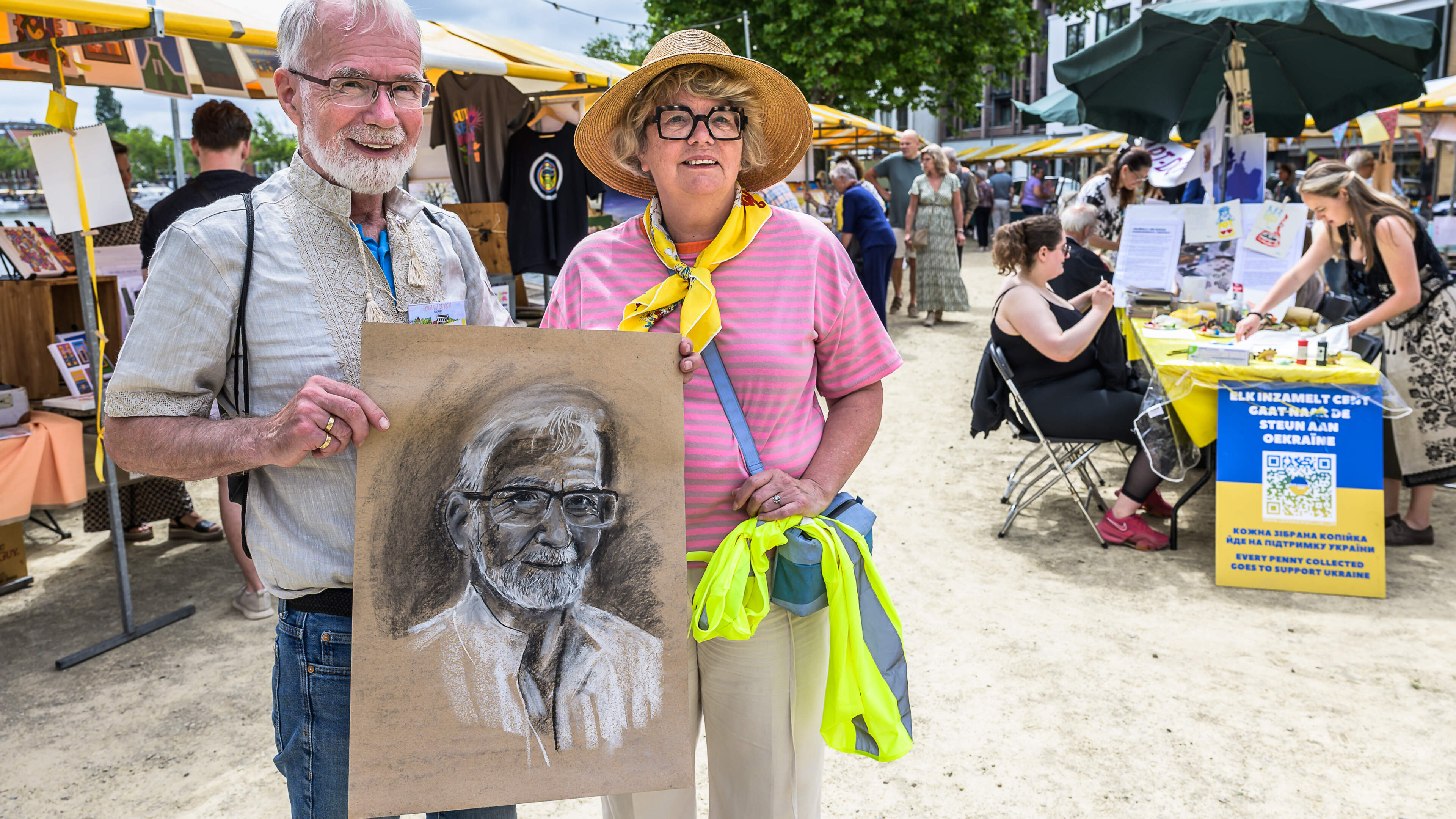 Eerste lustrum ’Kunst uit de bocht’ in Wormerveer. Inmiddels 80 kraampjes