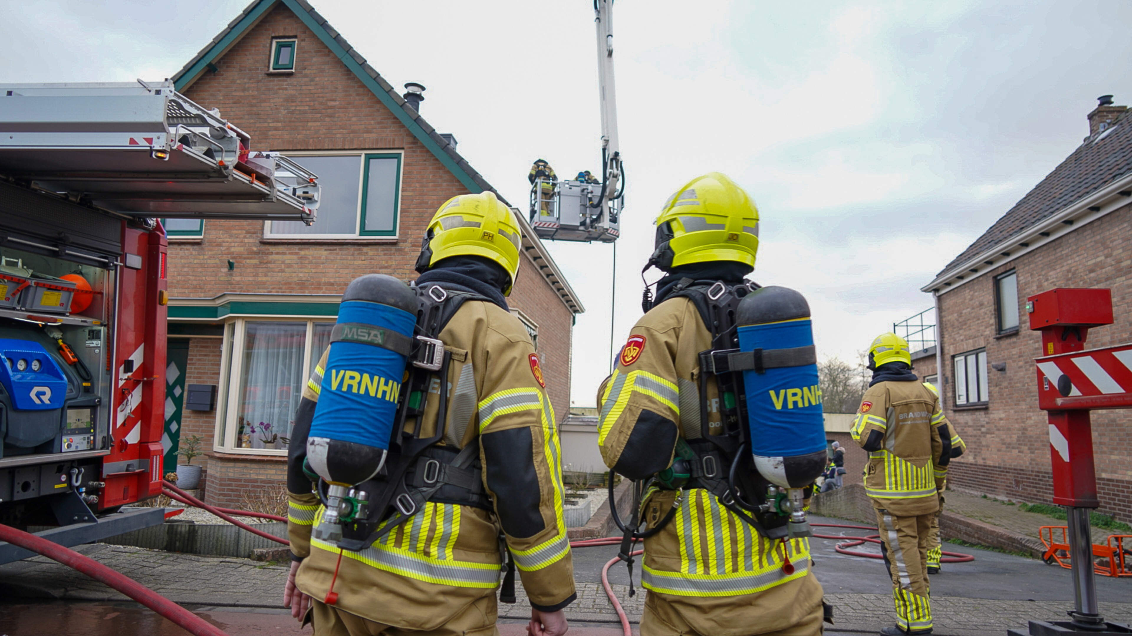 Fikse schade na brand in dak van woning in Hoogkarspel