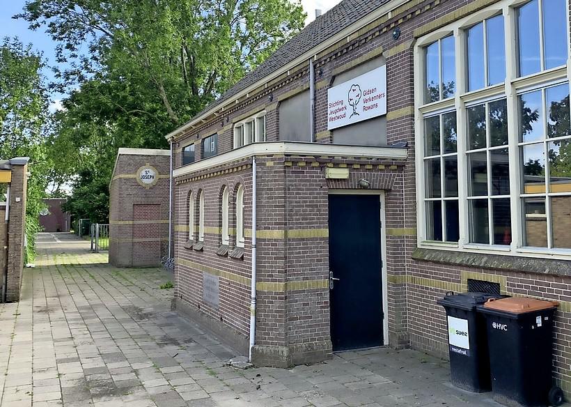 Sloop monumentale zusterschool Westwoud stuit op luxe bezwaren | commentaar