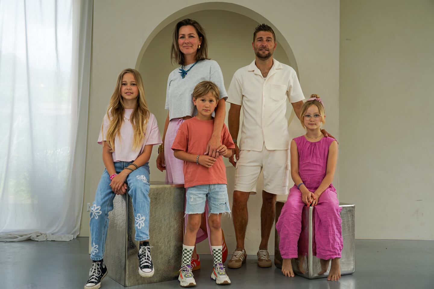Op naar een nieuw avontuur in Spanje. Eva en Thomas de Roodt hebben ...