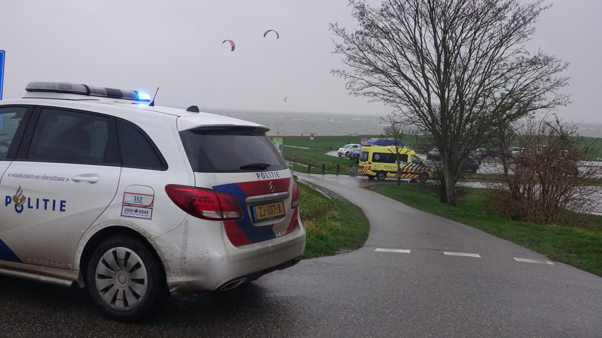 Kitesurfer gewond bij Schellinkhout